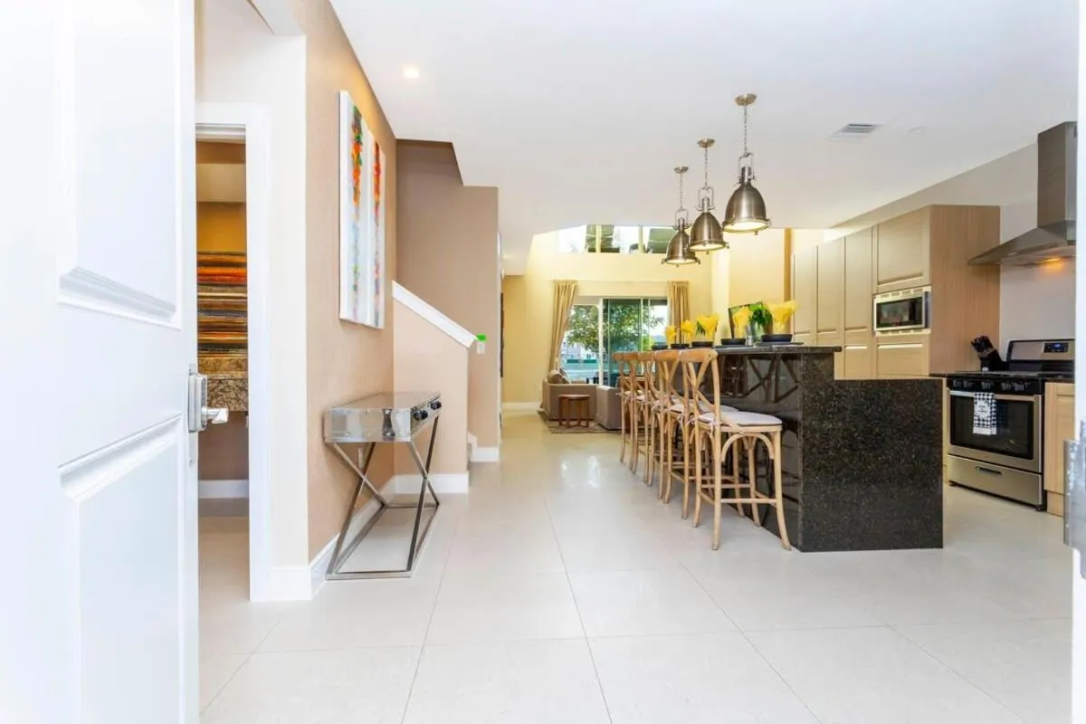 Stunning 4Bd Close to Disney @ Magic Village 7614