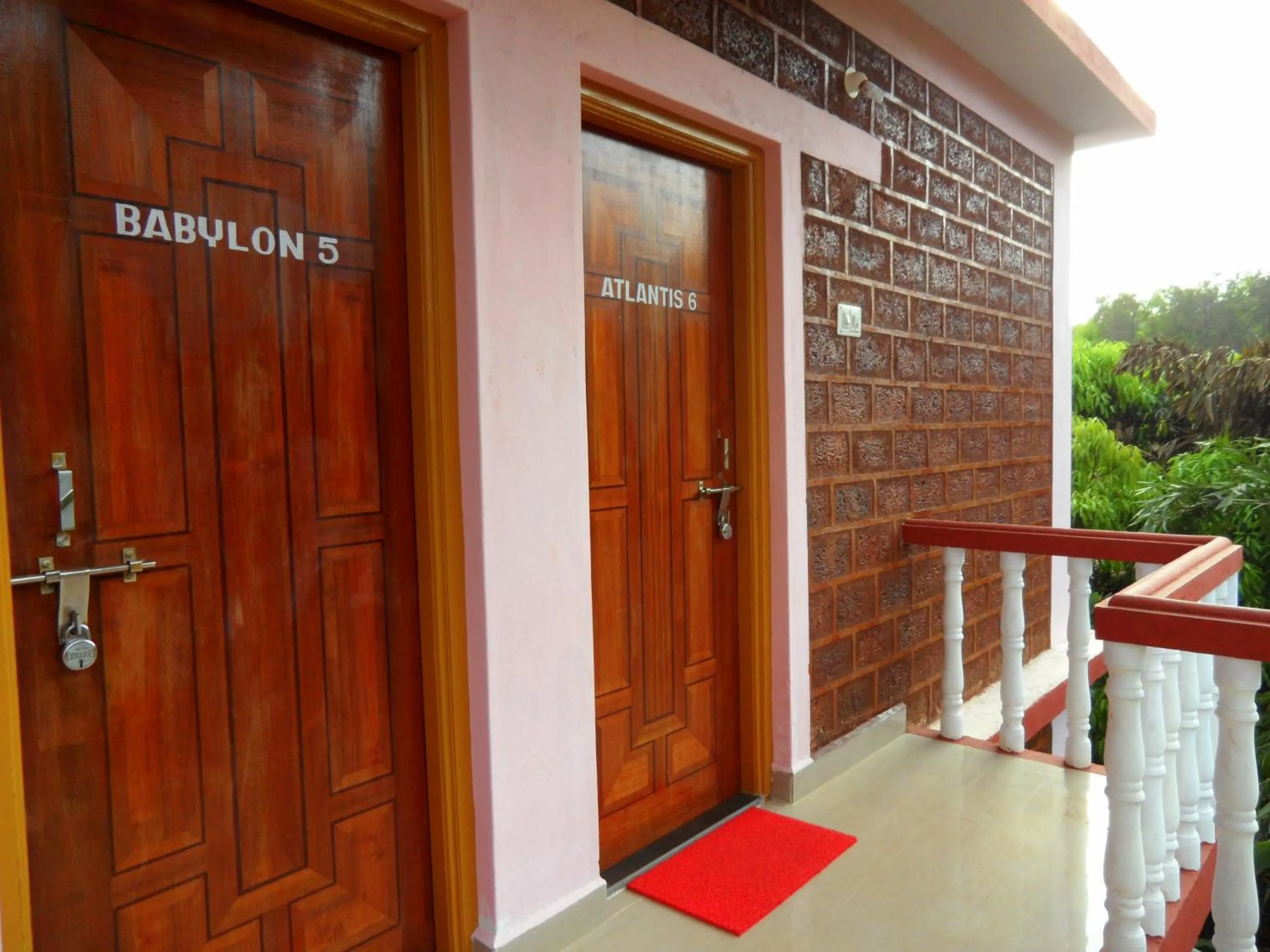 Decorative detail in Namaste Yoga Farm