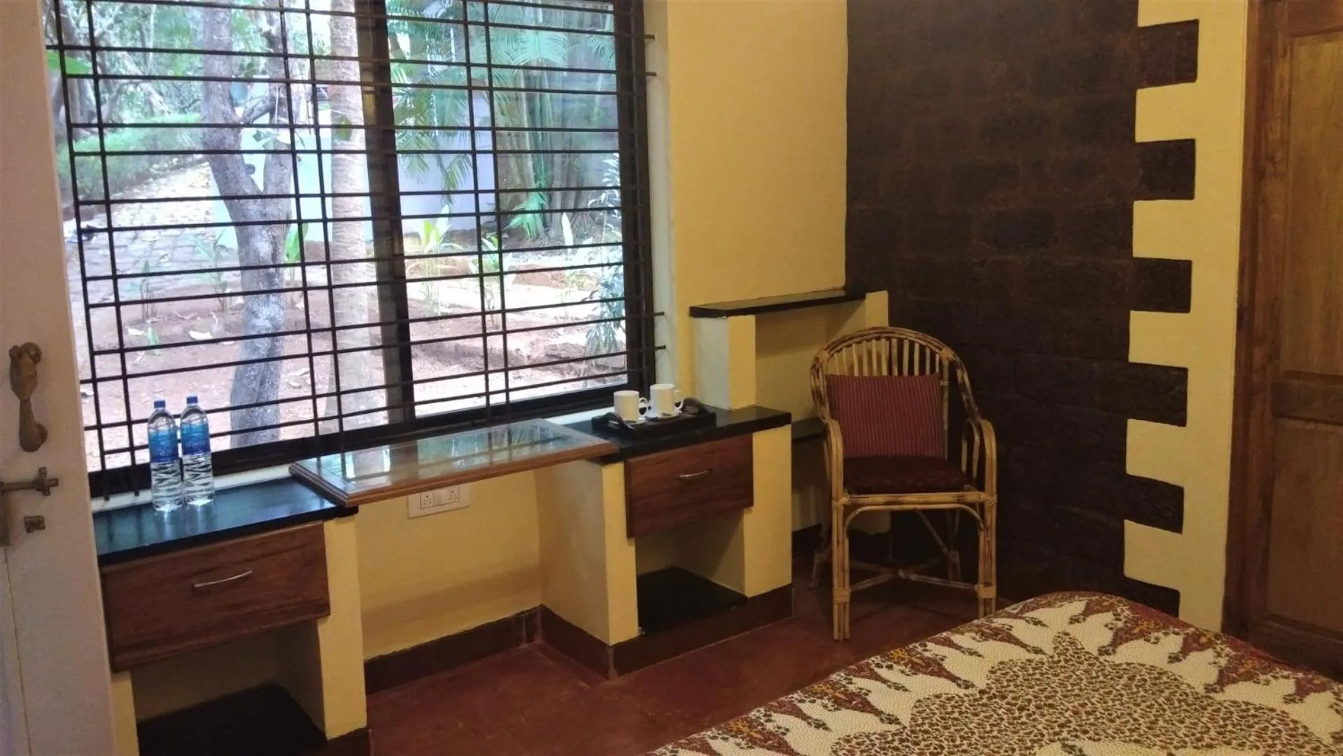 Living room, Bed in Namaste Yoga Farm