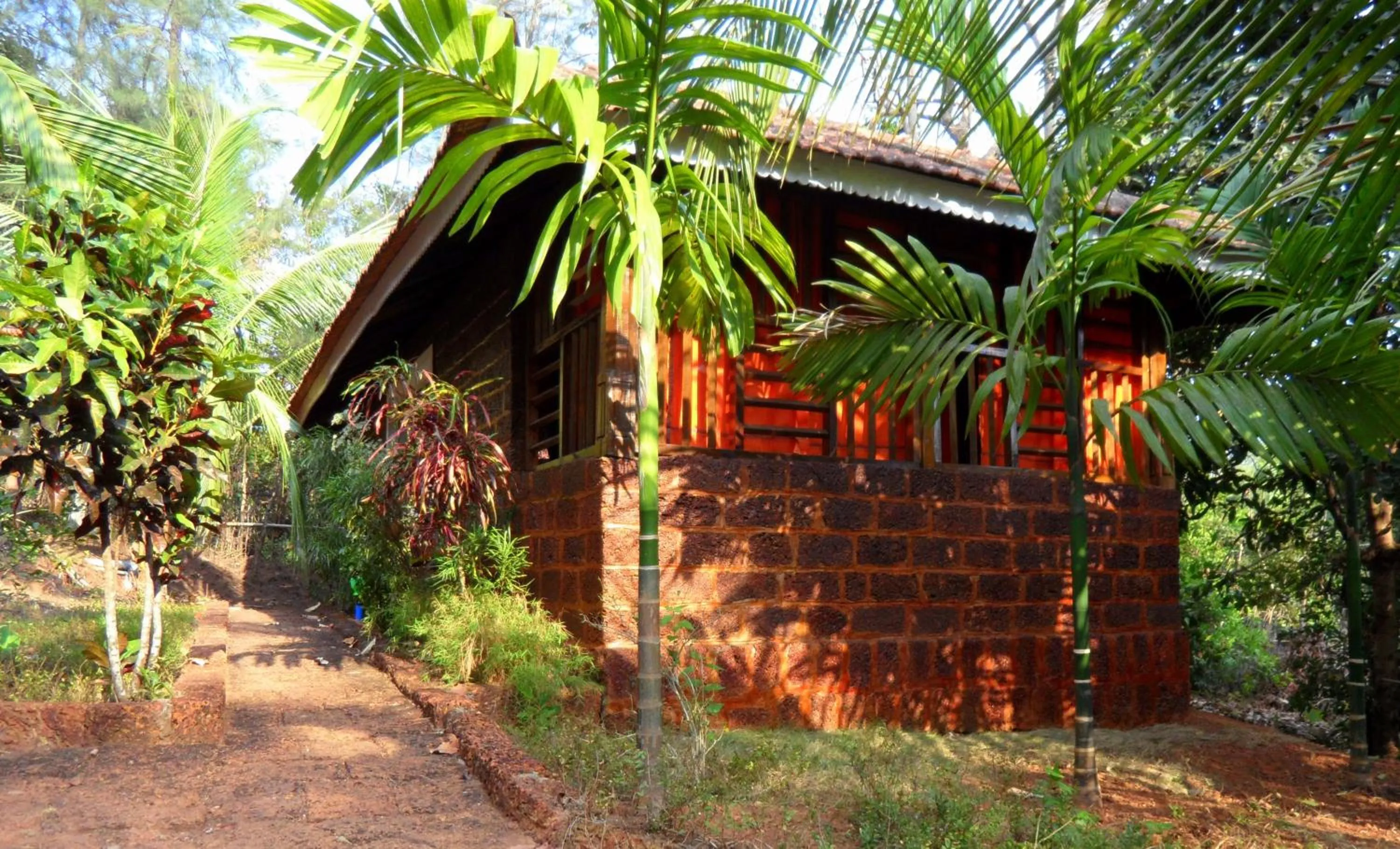 Facade/entrance in Namaste Yoga Farm