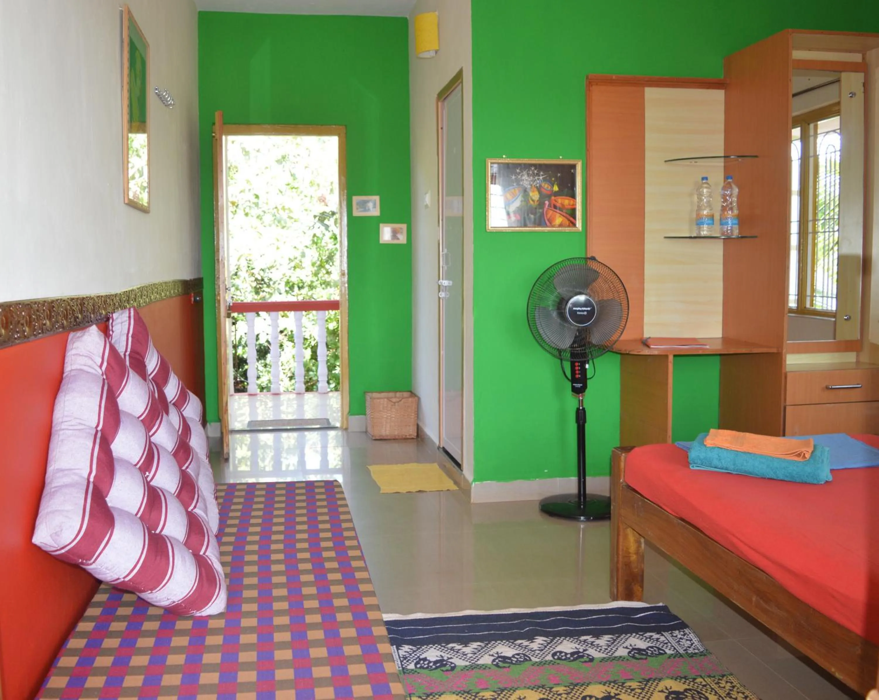 Photo of the whole room, Bed in Namaste Yoga Farm