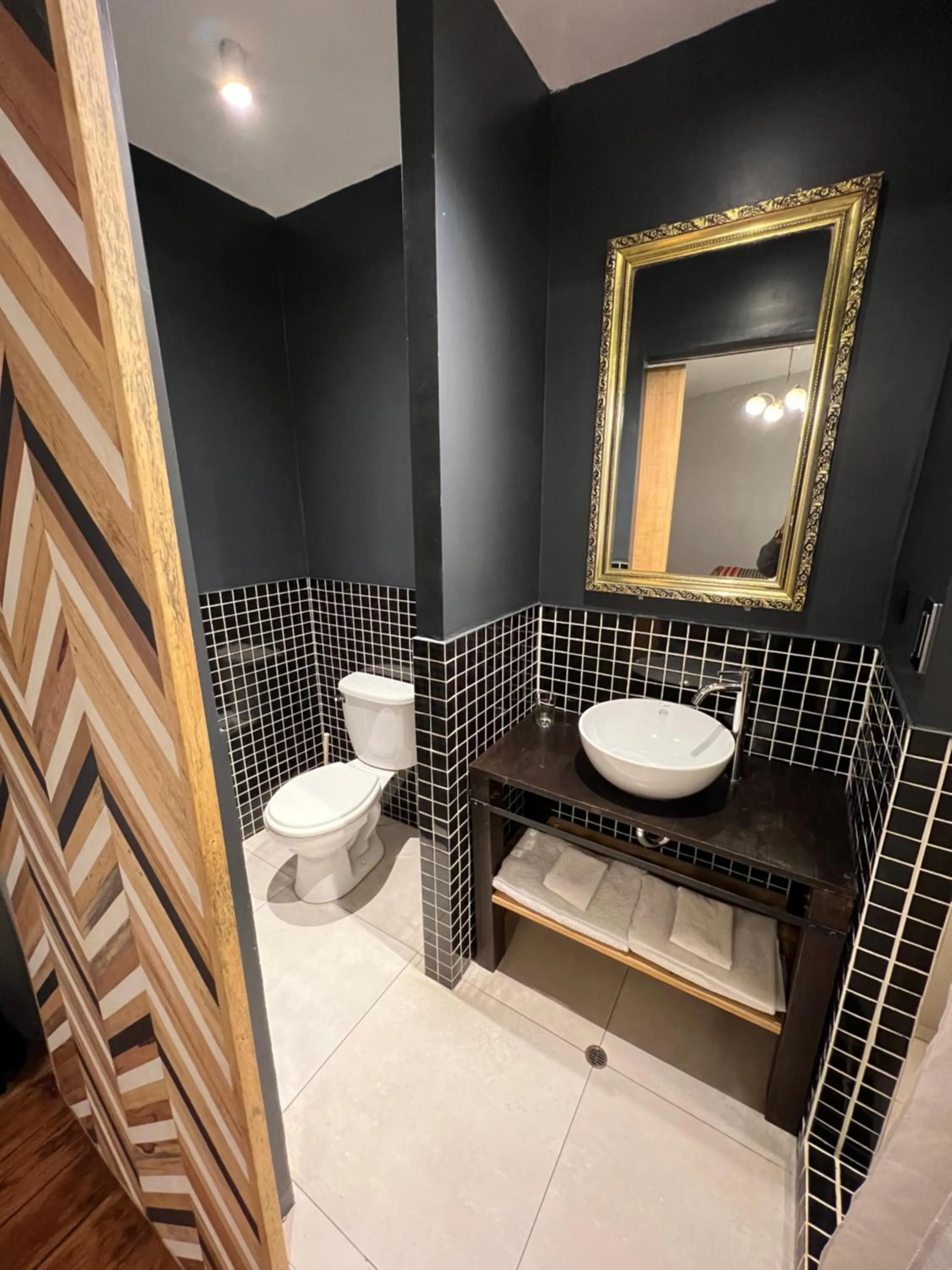 Toilet in Casa Tunki