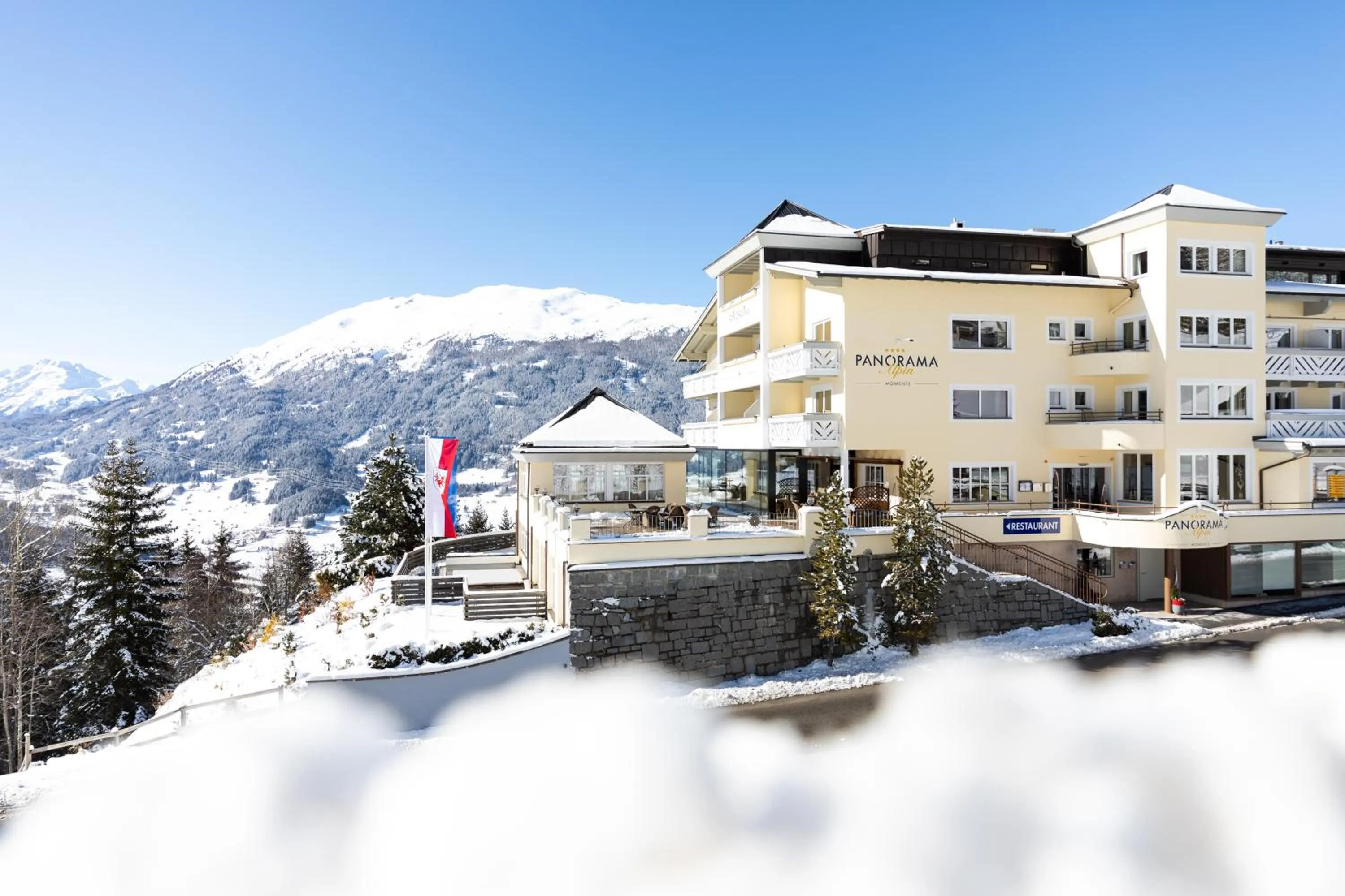 Property building in Wellness Aparthotel Panorama Alpin - Ferienwohnungen Jerzens im Pitztal