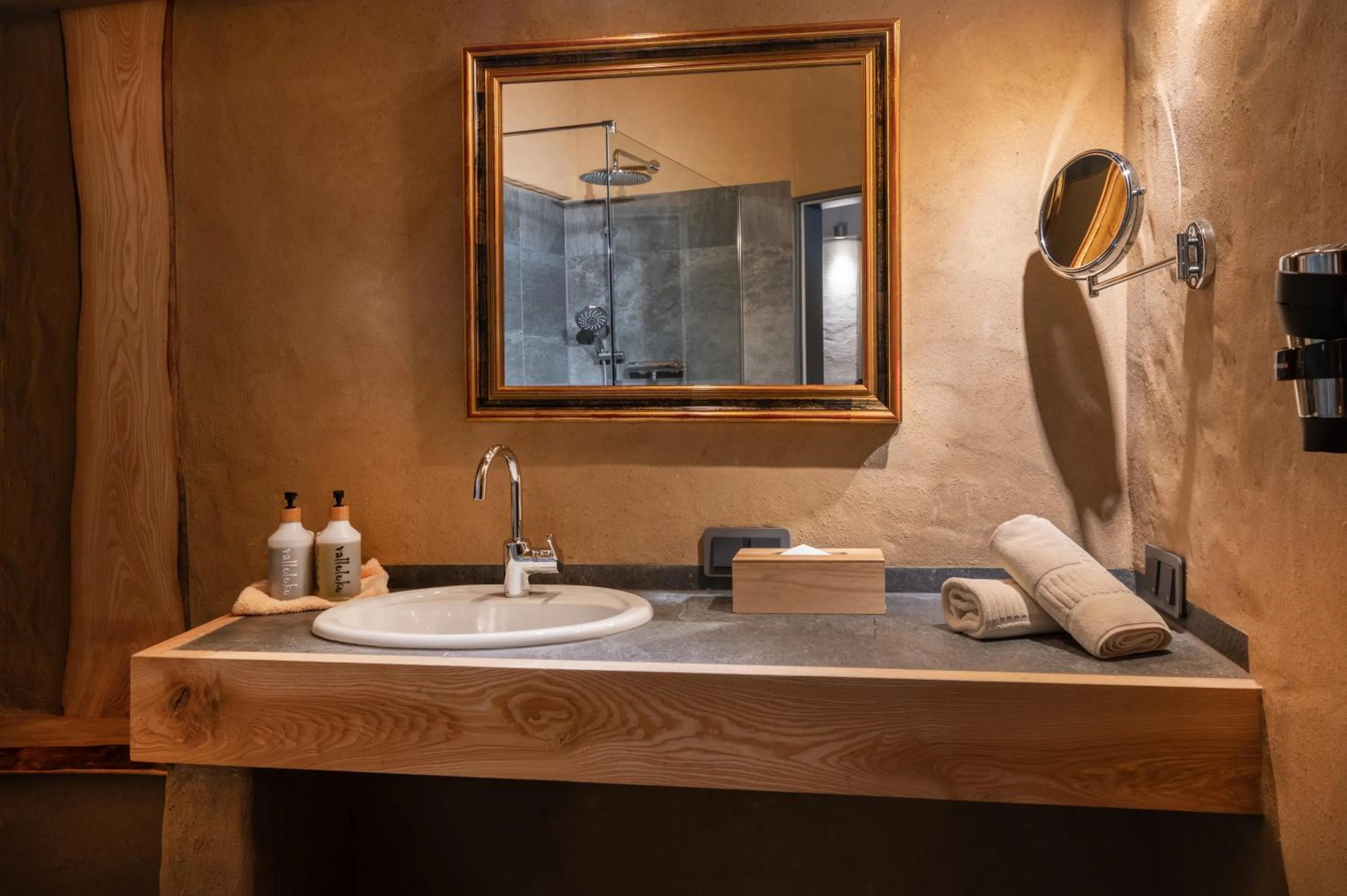 Bathroom in Hotel Land Gut Höhne