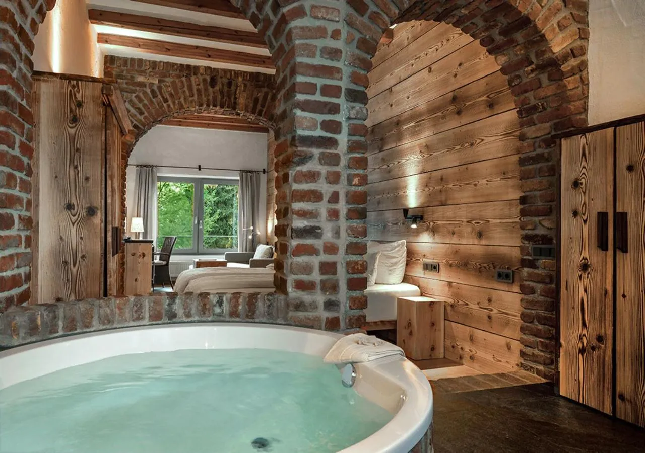 Bath in Hotel Land Gut Höhne