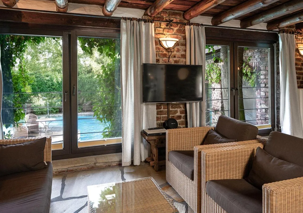 TV and multimedia in Hotel Land Gut Höhne