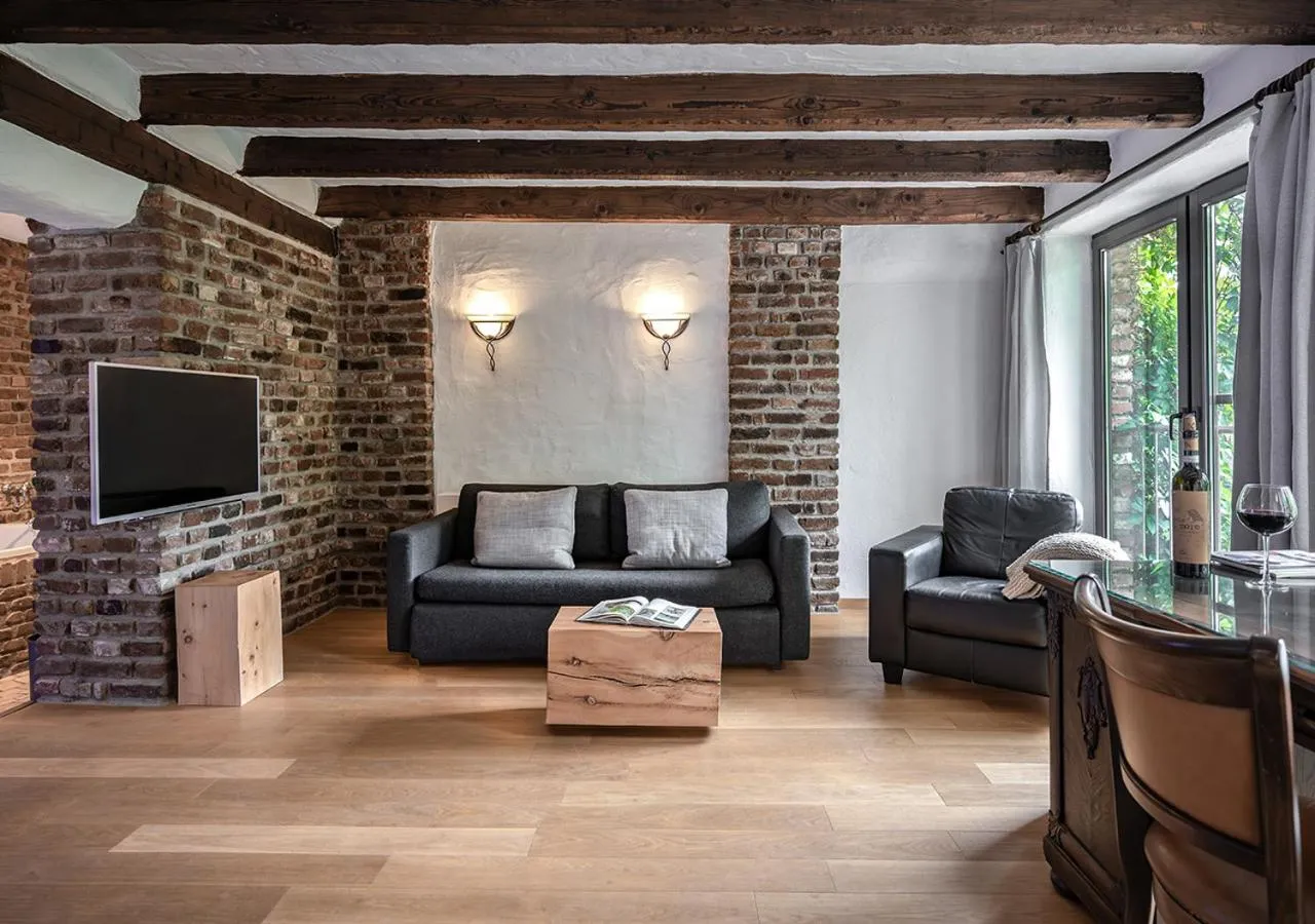 TV and multimedia in Hotel Land Gut Höhne