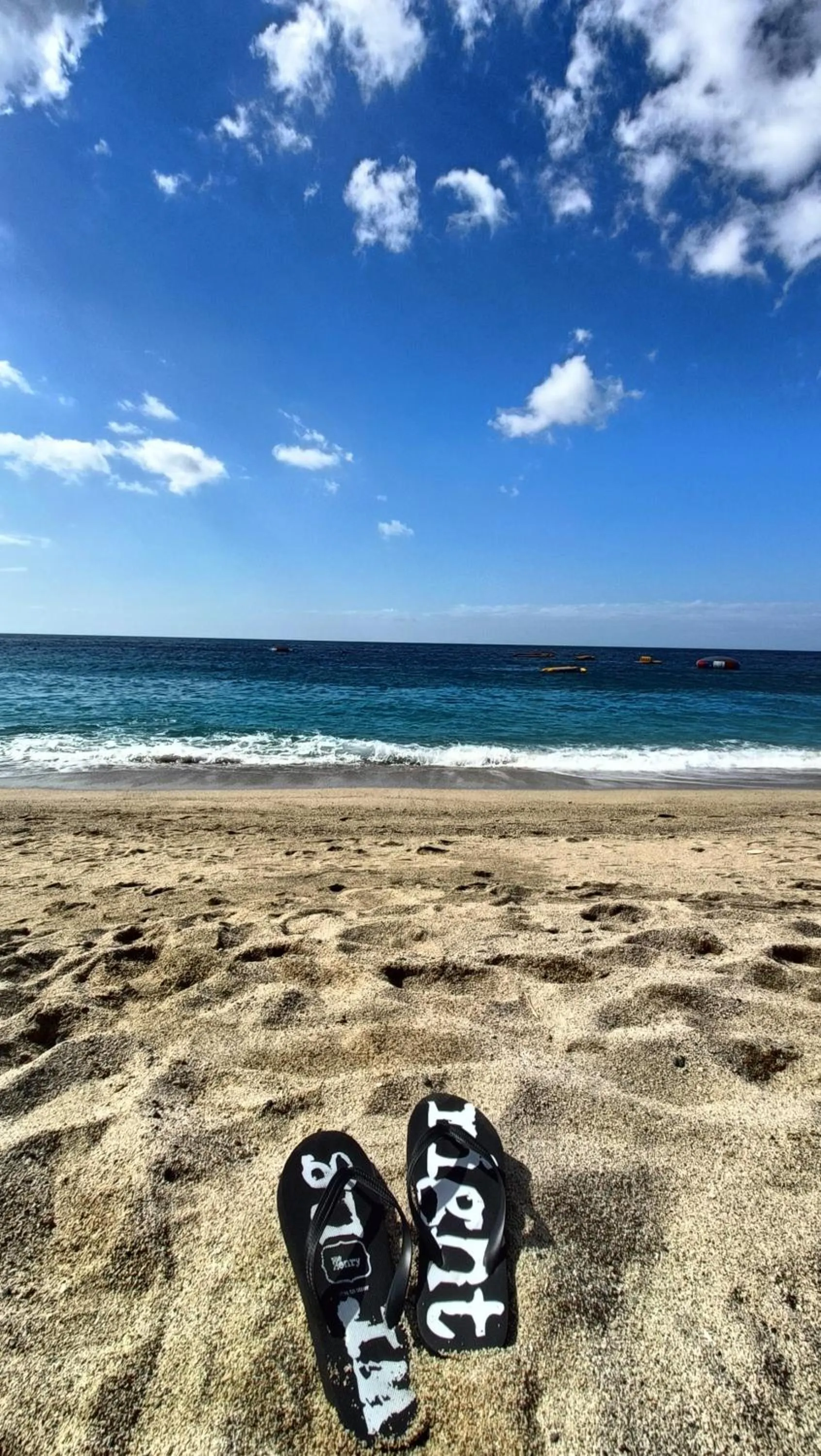 The Henry Resort Taramindu Laiya