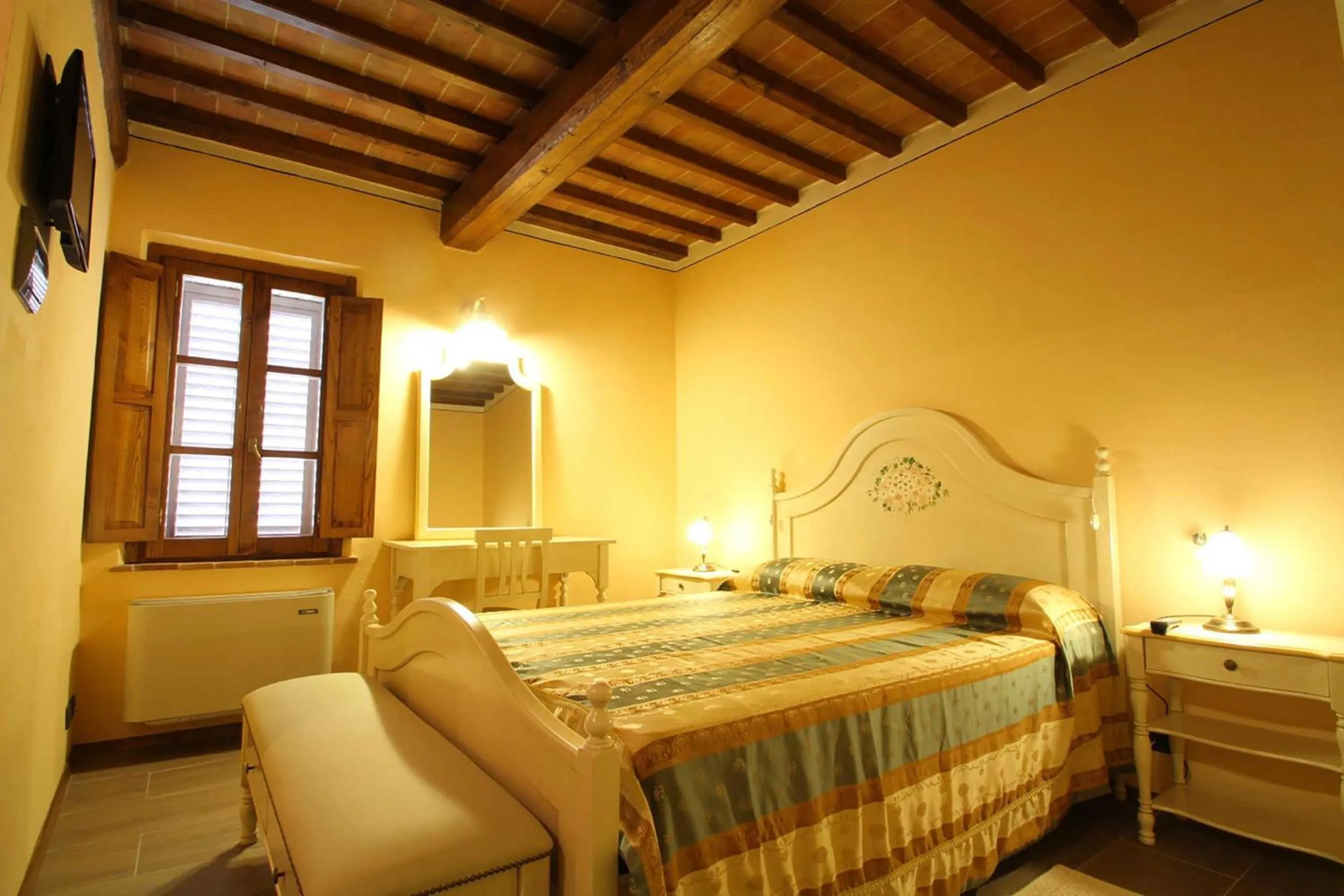 Bed in Relais La Leopolda