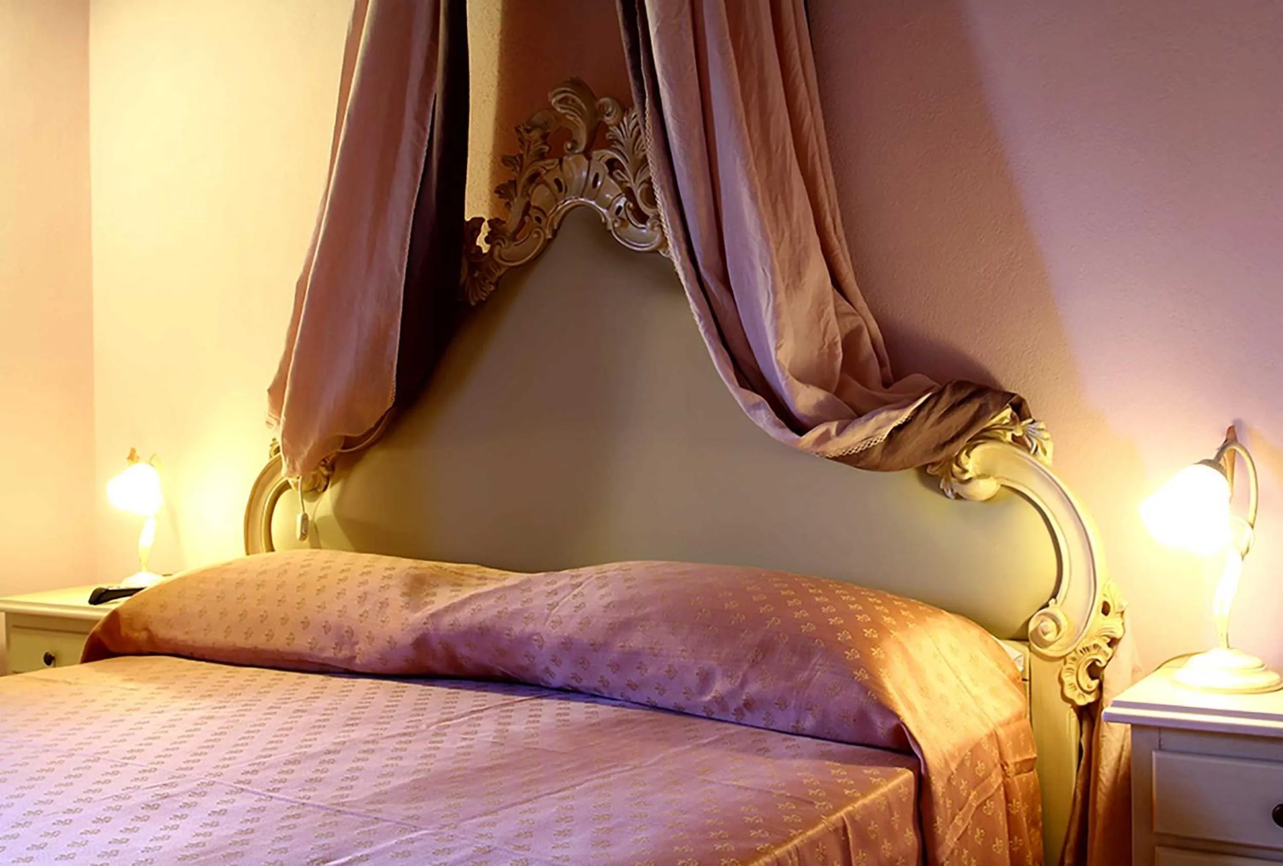 Bed in Relais La Leopolda