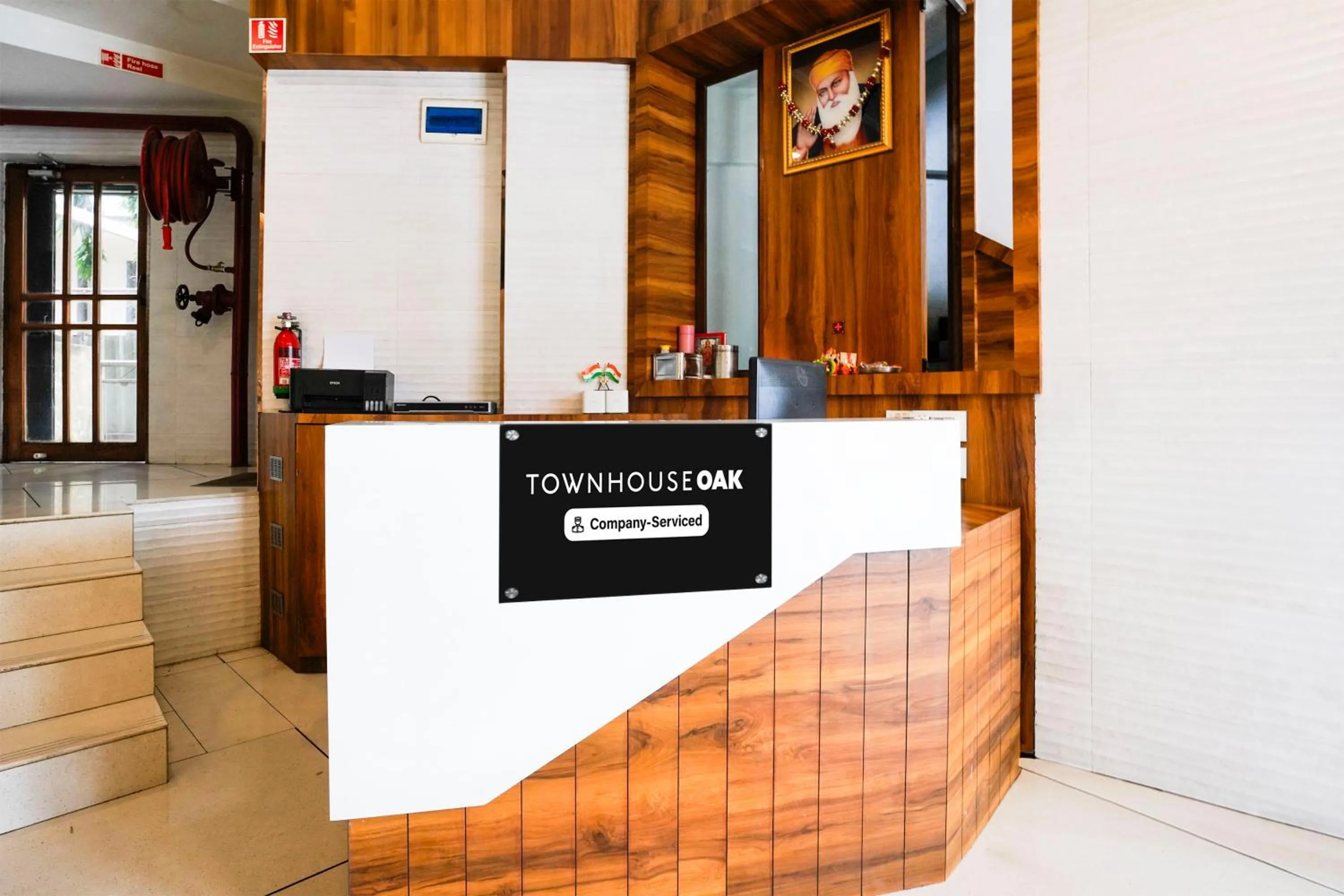 Lobby or reception in Super Townhouse Oak Vashi