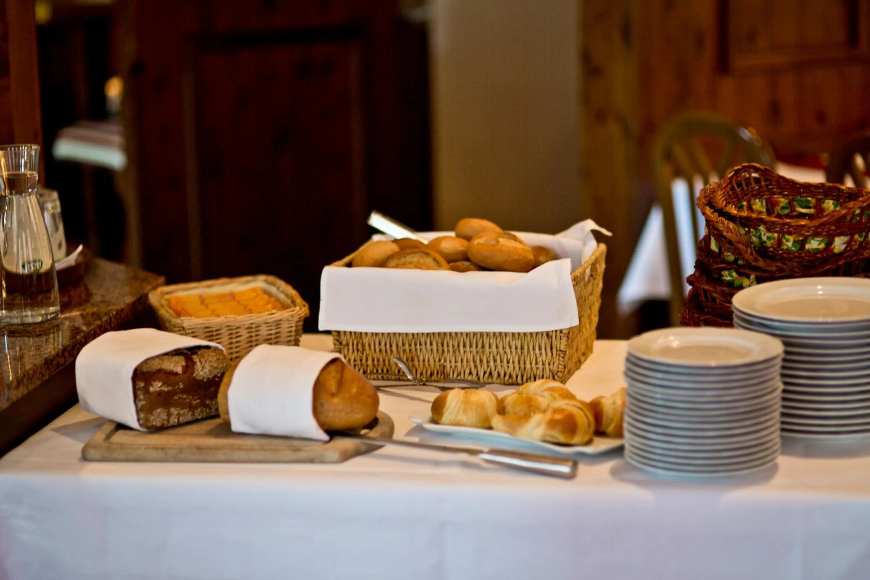 Buffet breakfast in Parkhotel Wörlitz