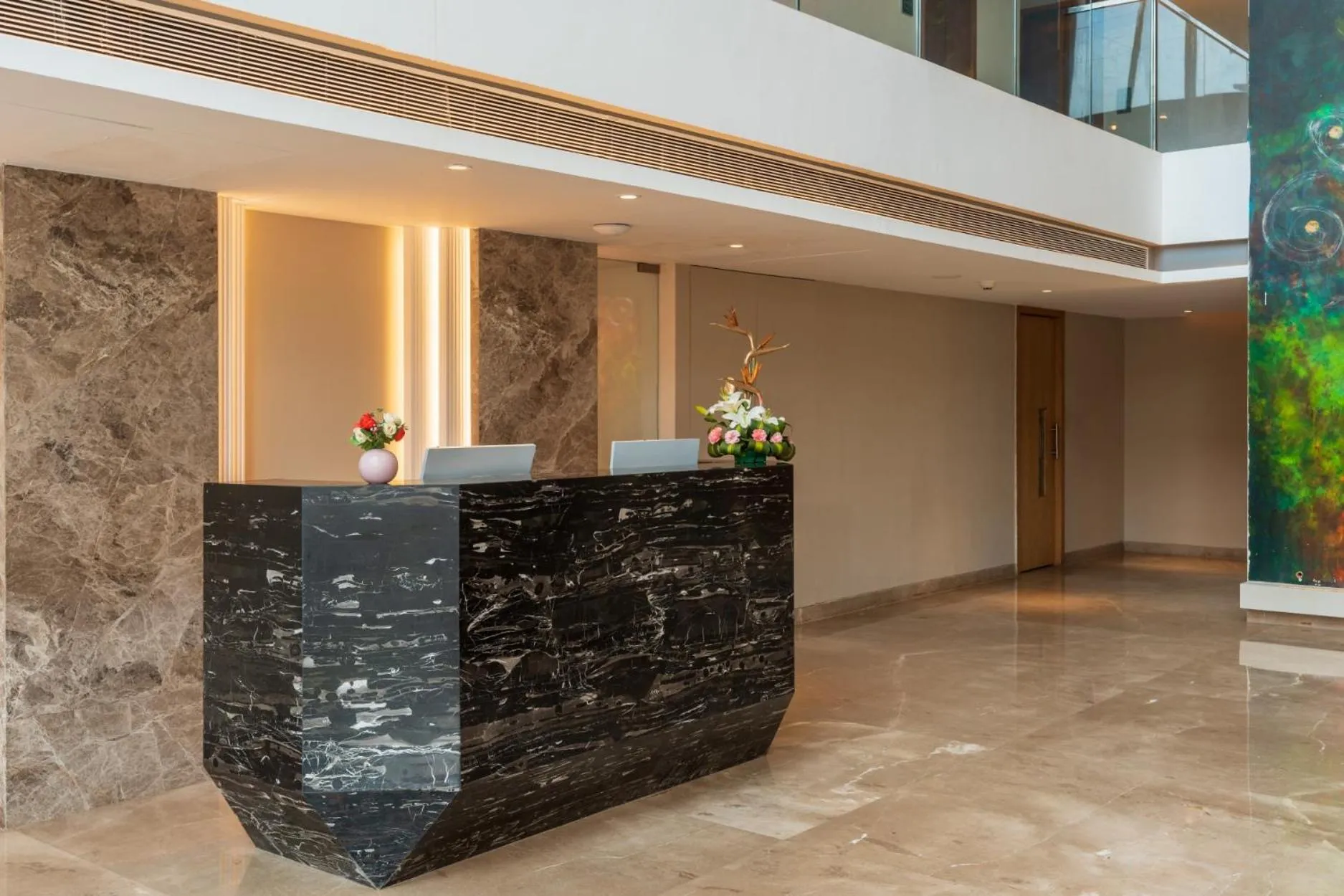 Lobby or reception in De Mandarin Hotel Goa