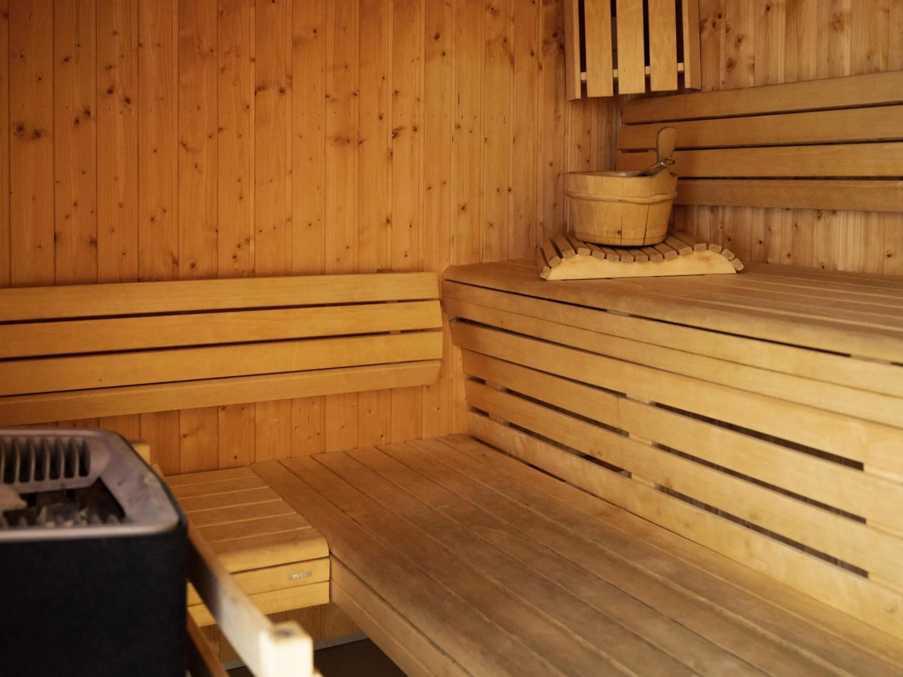 Fitness centre/facilities in ibis Styles Lille Neuville en Ferrain