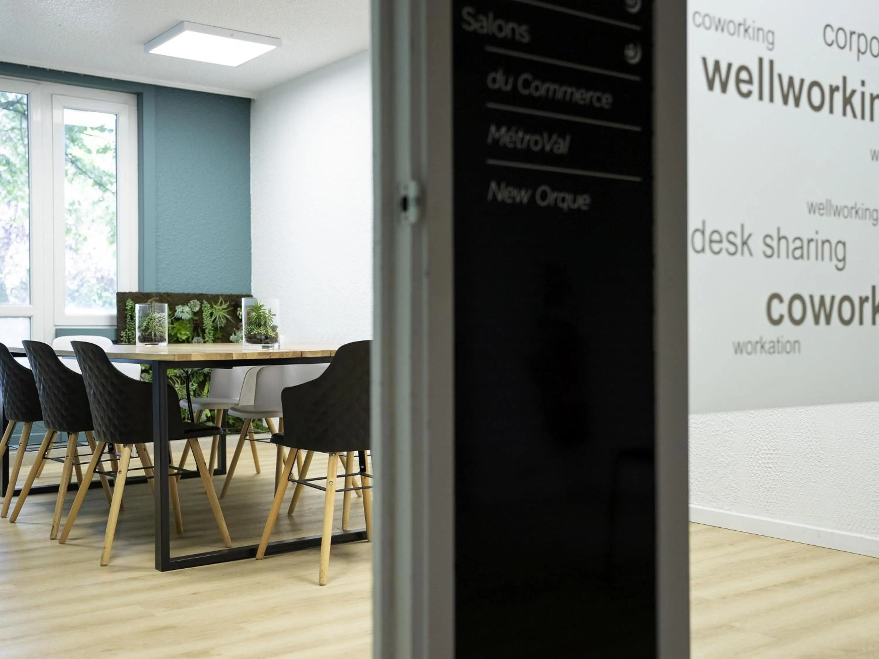 Meeting/conference room in ibis Styles Lille Neuville en Ferrain