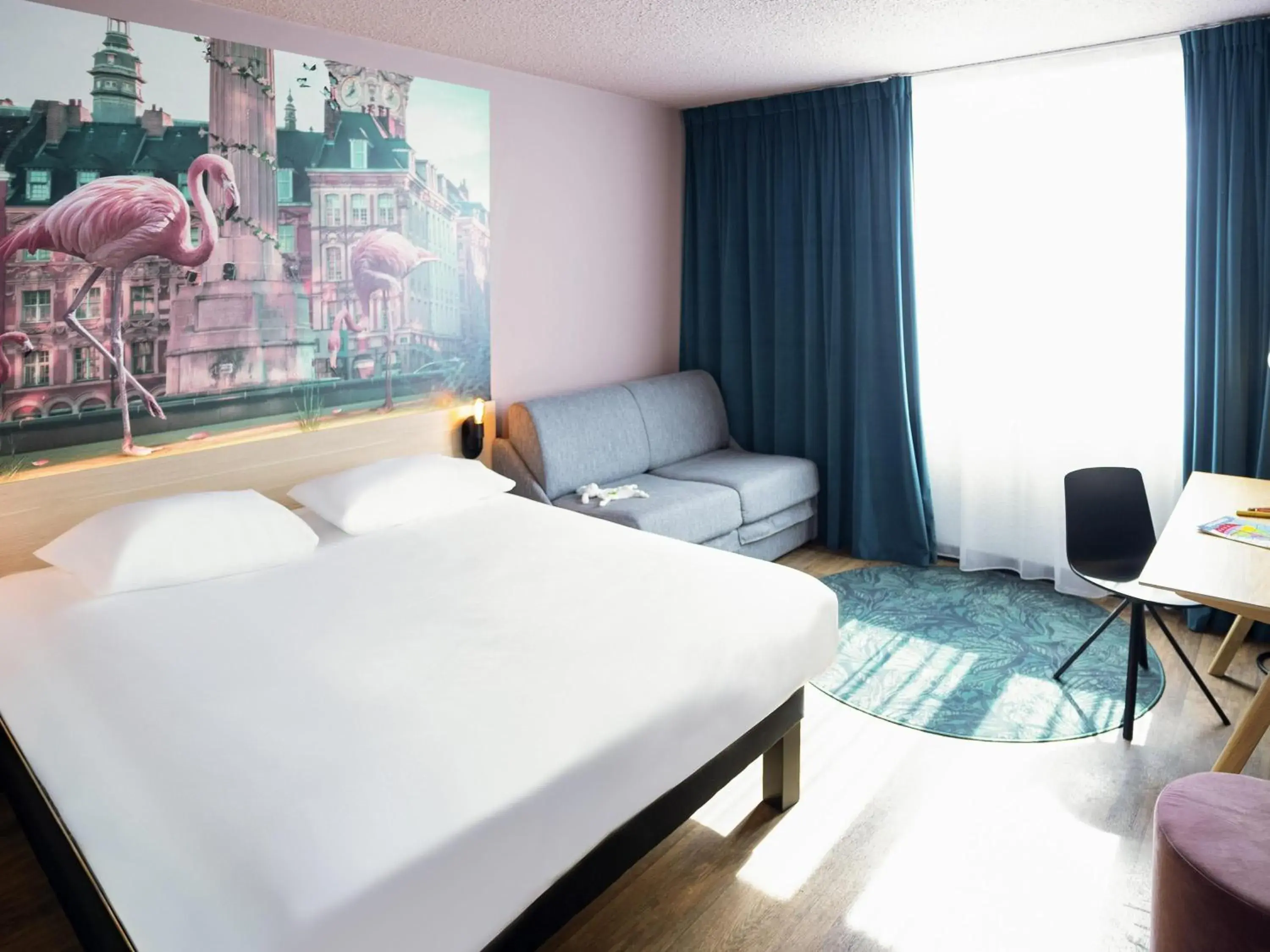 Standard Room with Double Bed and Sofa Bed in ibis Styles Lille Neuville en Ferrain Standard Room with Double Bed and Sofa Bed in ibis Styles Lille Neuville en Ferrain
