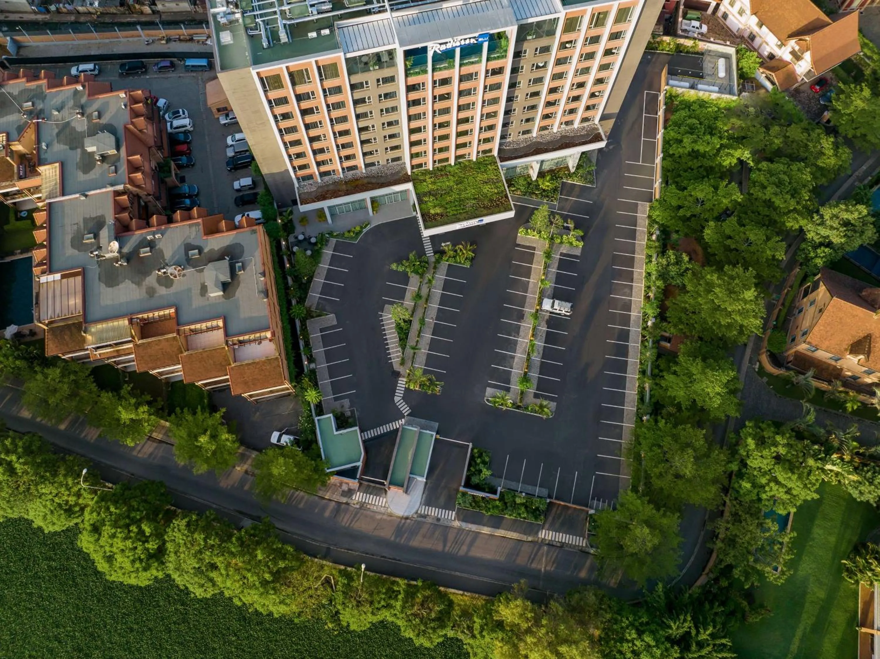 Property building in Radisson Blu Hotel Antananarivo Waterfront