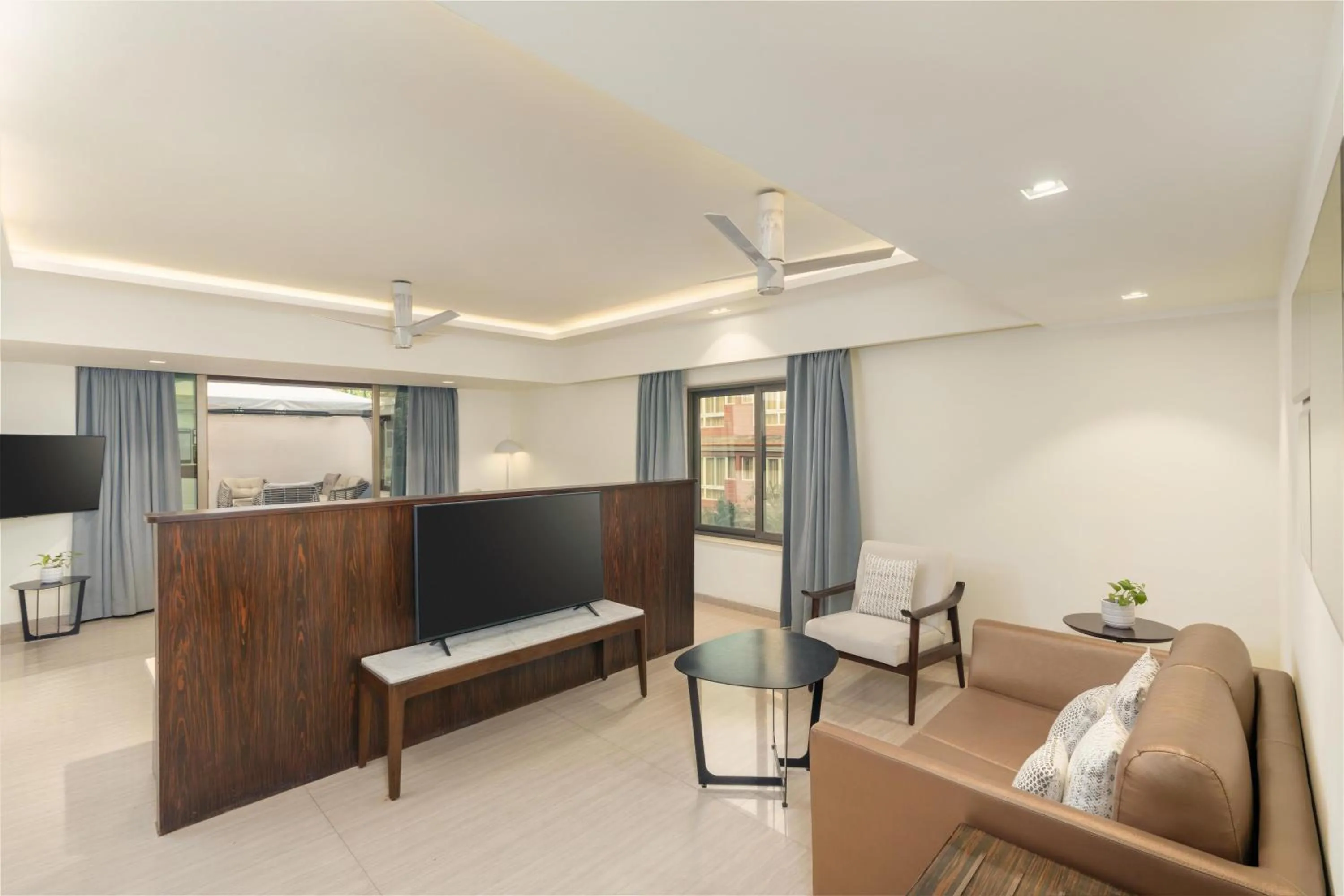 Photo of the whole room in Radisson Resort Goa Baga