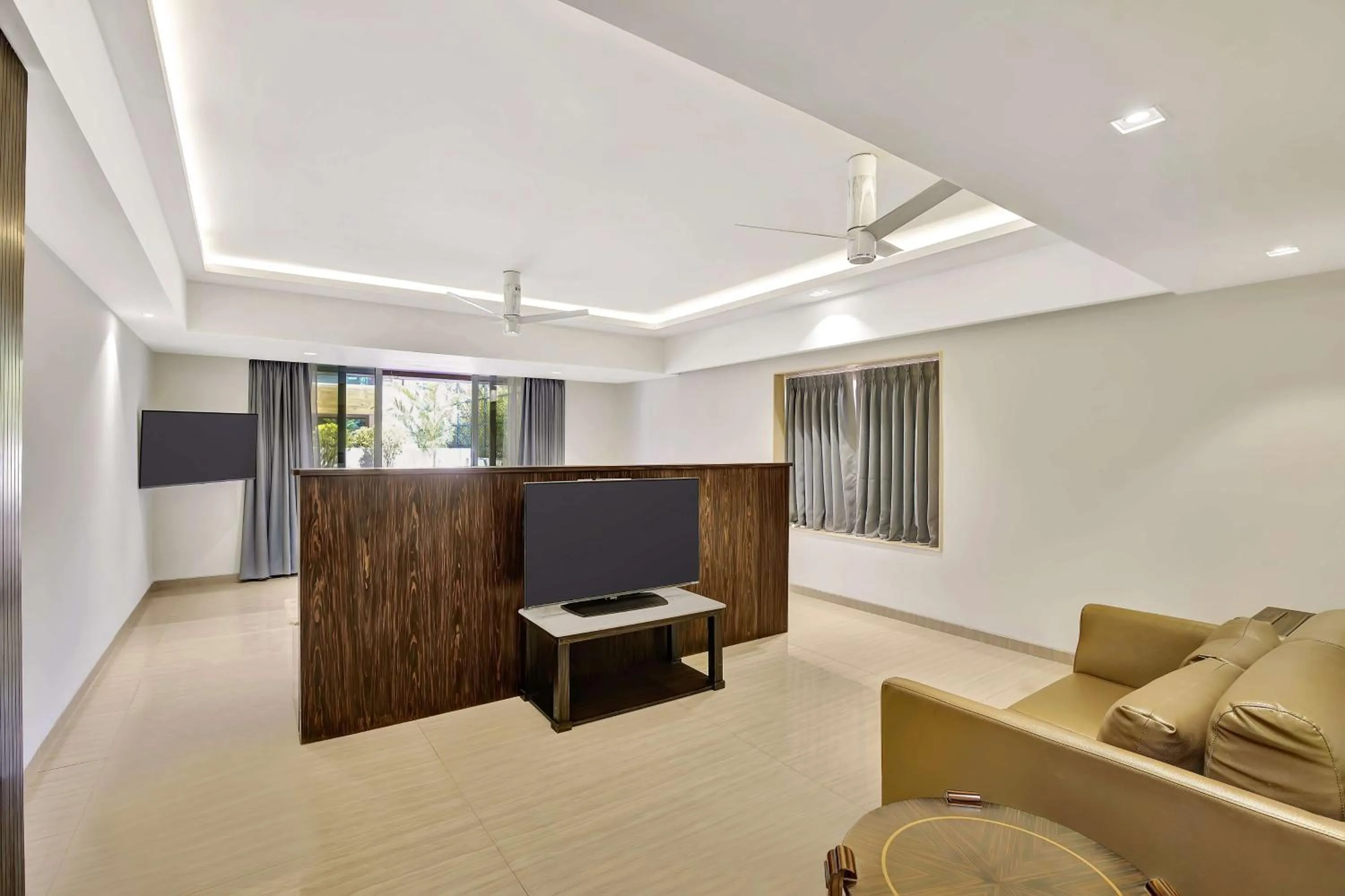 Photo of the whole room in Radisson Resort Goa Baga