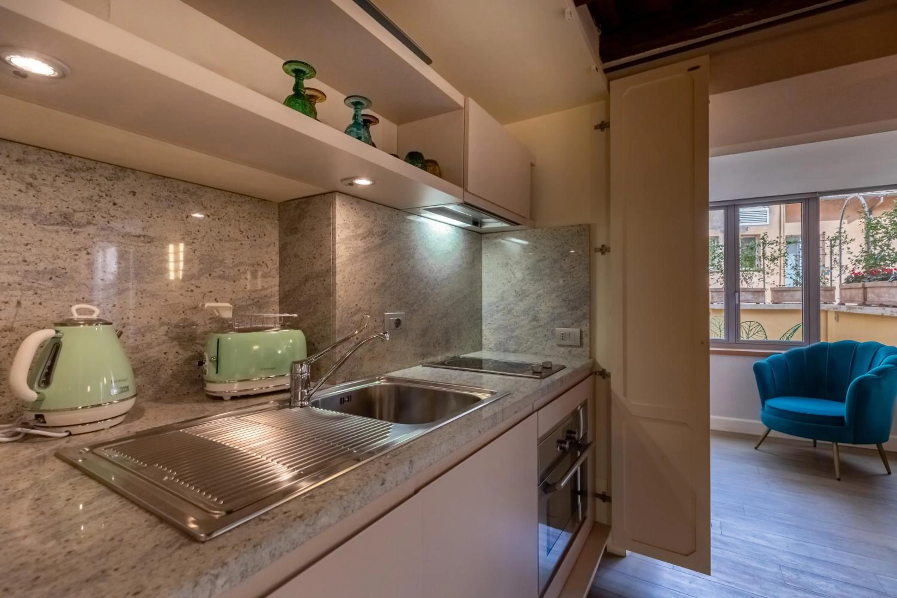 Kitchen or kitchenette in Ara di Marte Suites