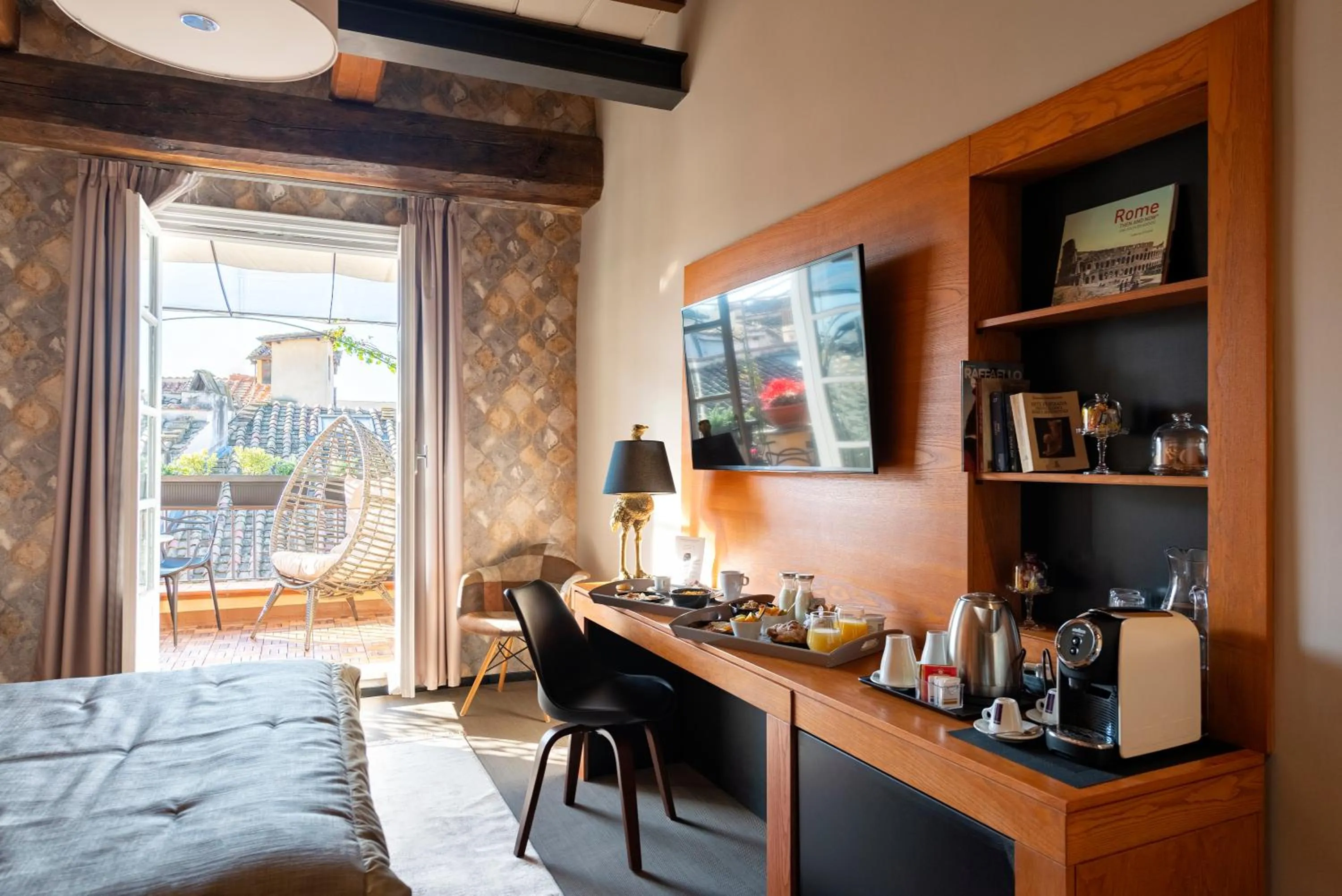 Coffee/tea facilities in Ara di Marte Suites