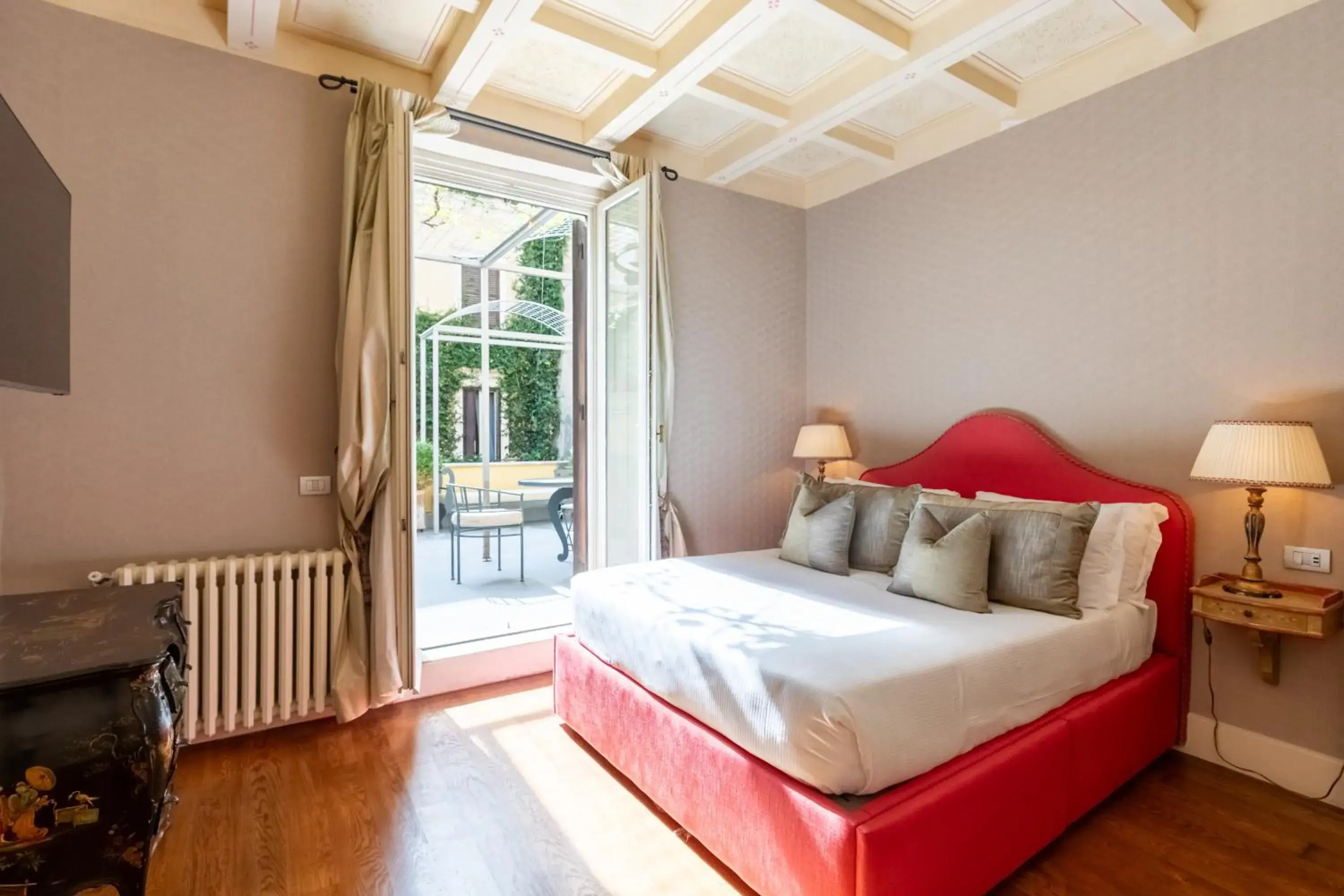 Two-Bedroom Suite in Ara di Marte Suites Two-Bedroom Suite in Ara di Marte Suites