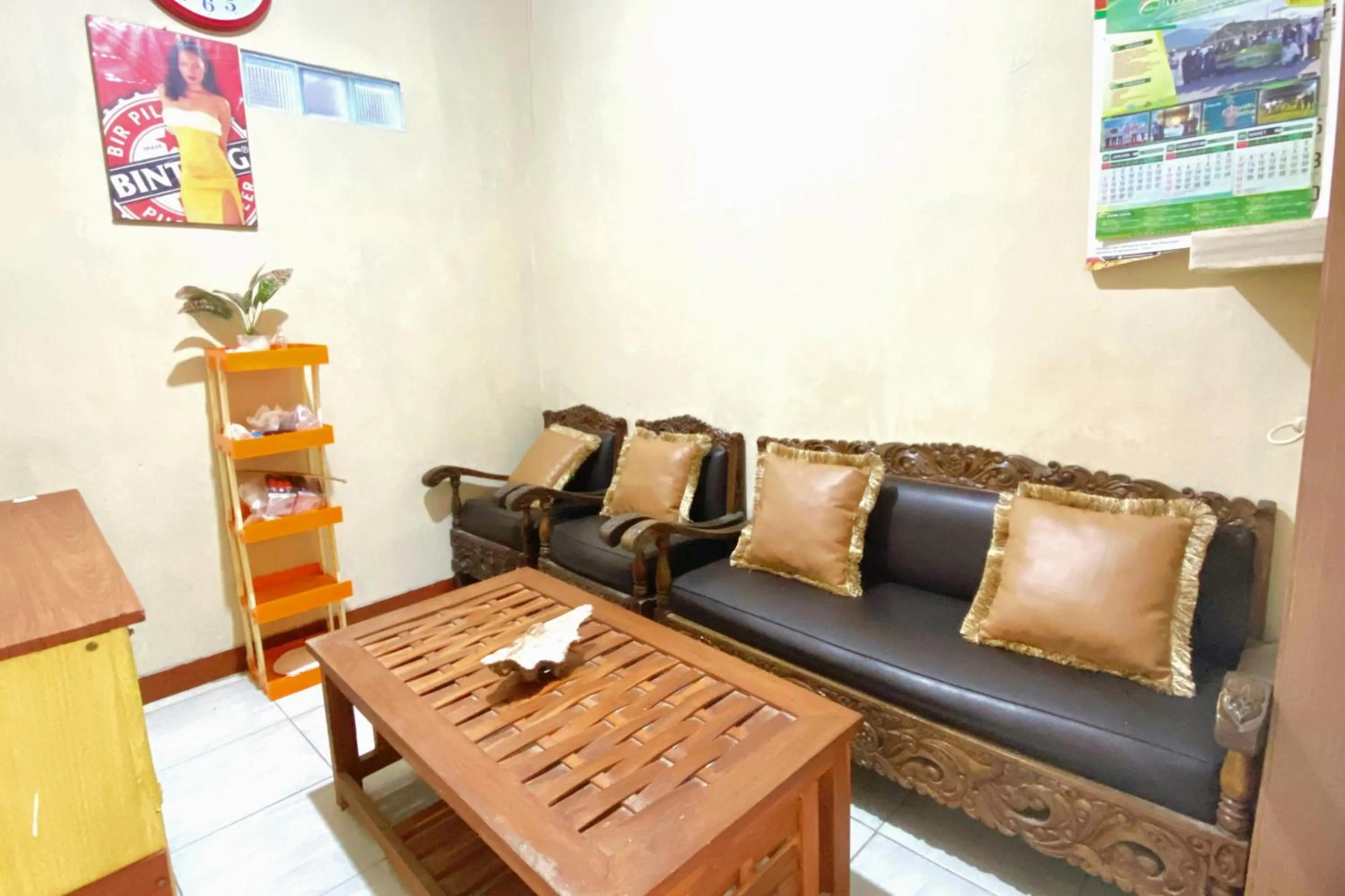 Lobby or reception in Central House Karimunjawa Mitra RedDoorz