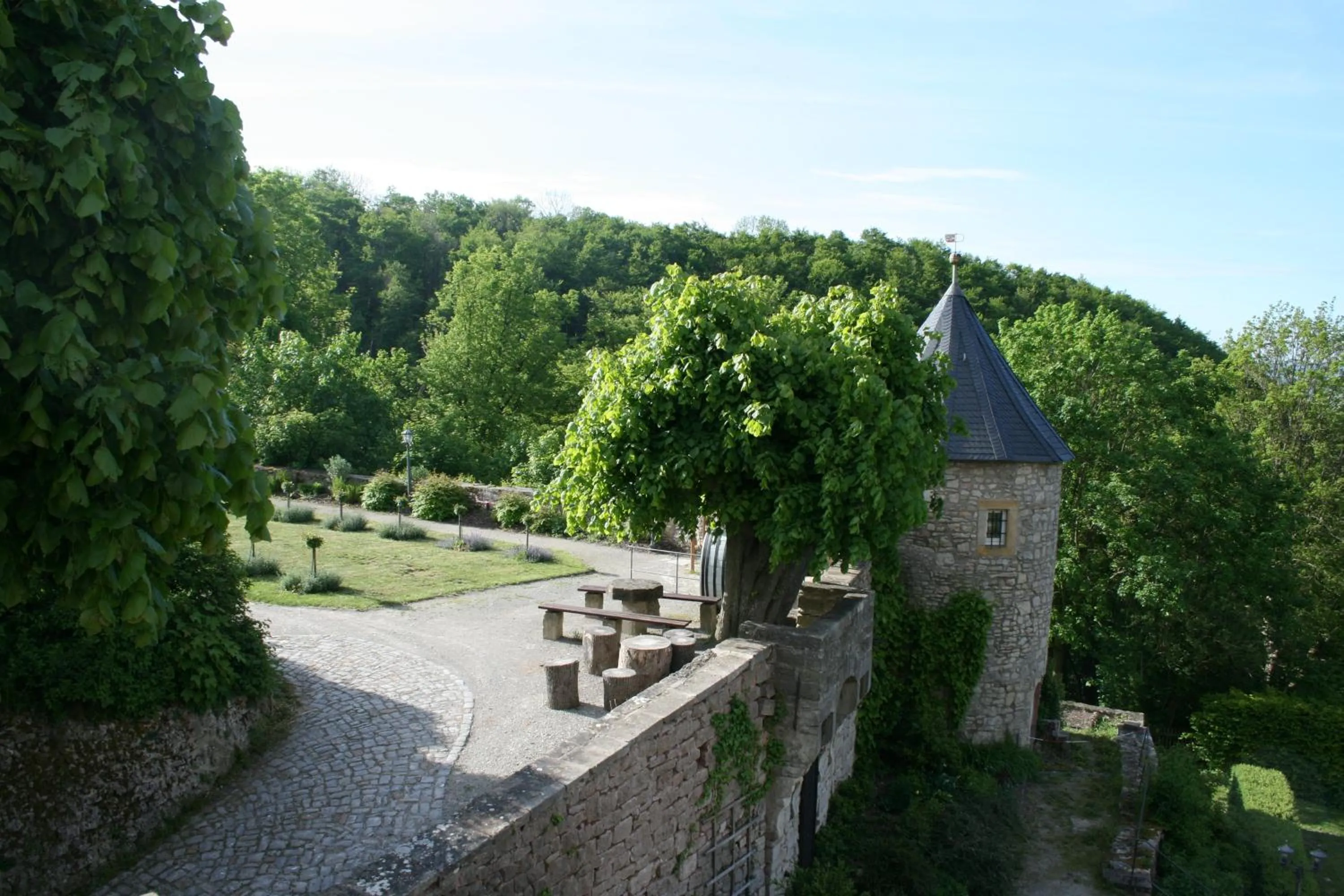 Garden view in Burg Bodenstein
