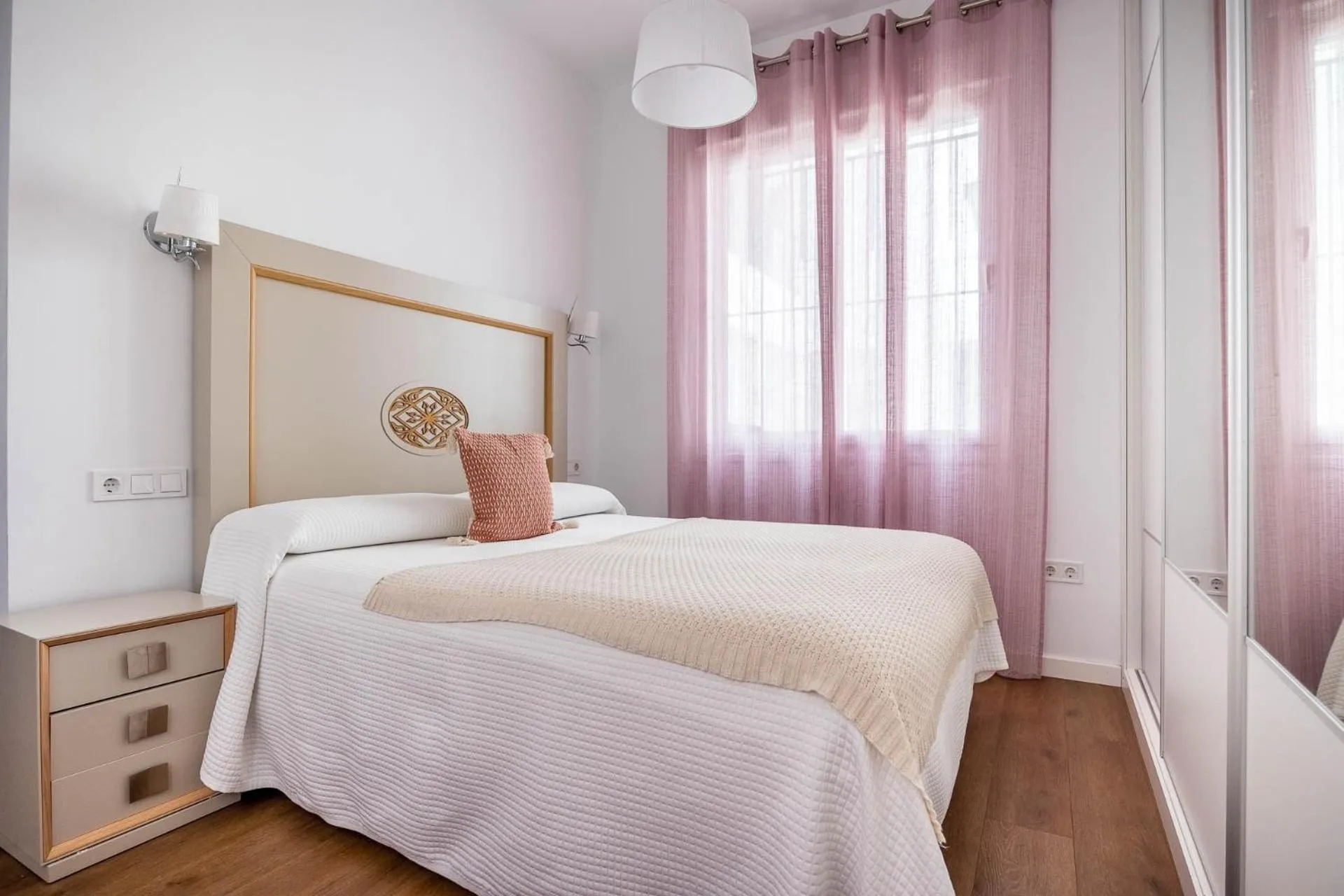 Bed in Apartamento Leyendas de Becquer A4