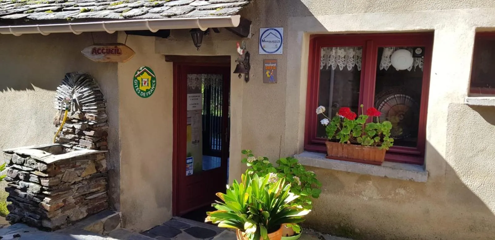 Lobby or reception in Les Copains à Bord