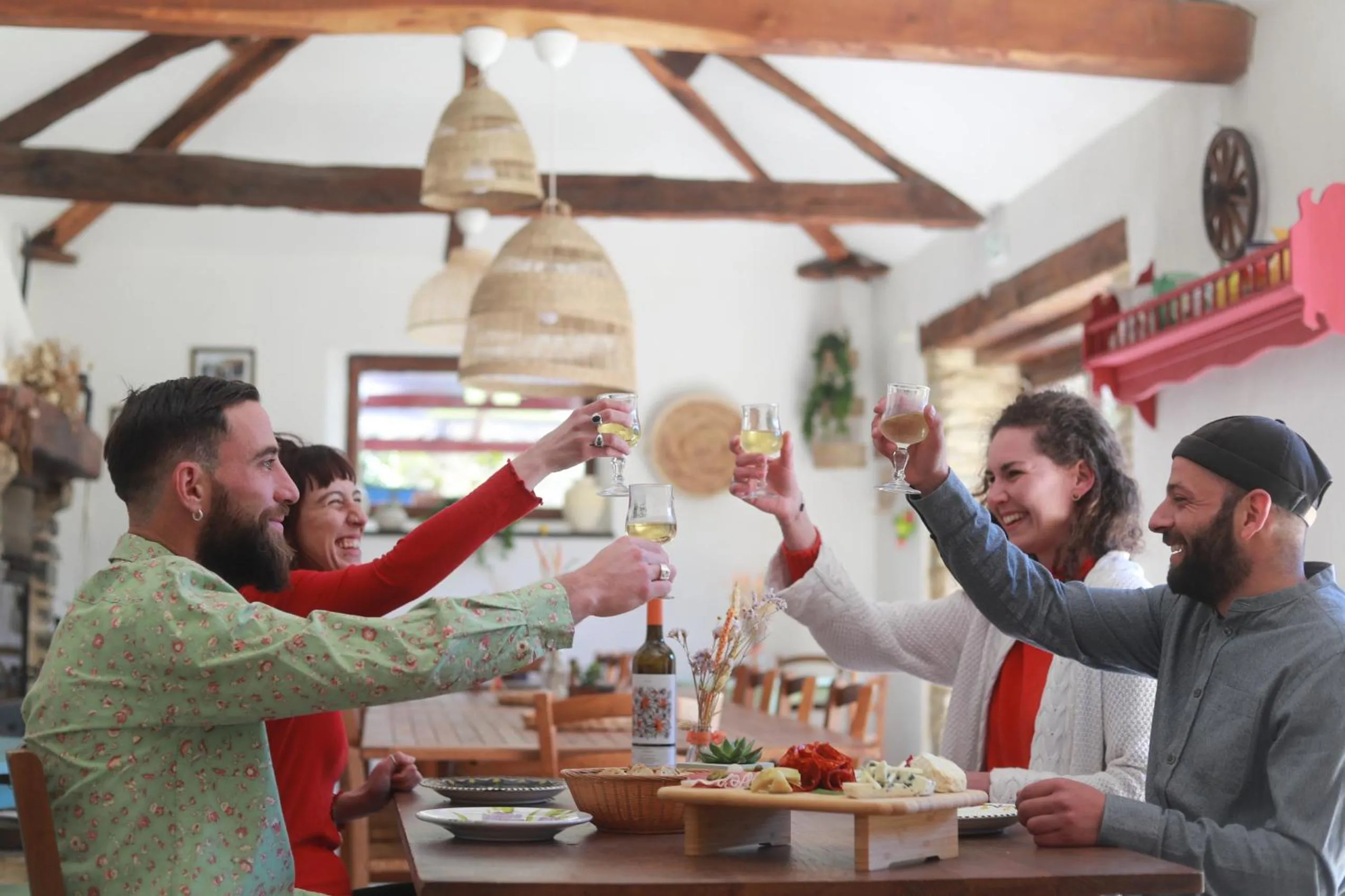 Dining area in Les Copains à Bord