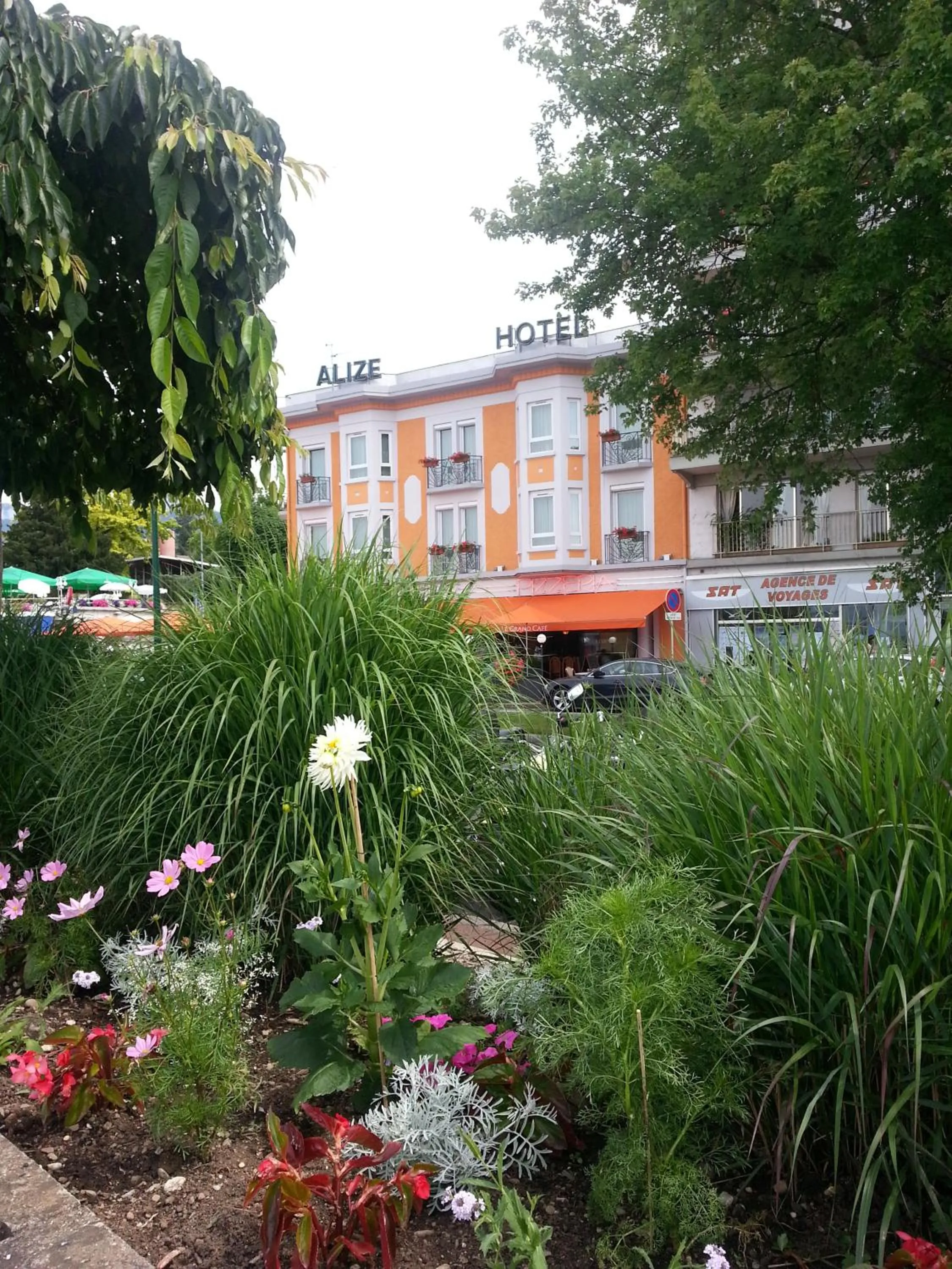 Facade/entrance in The Originals Boutique, Hôtel Alizé, Évian-les-Bains