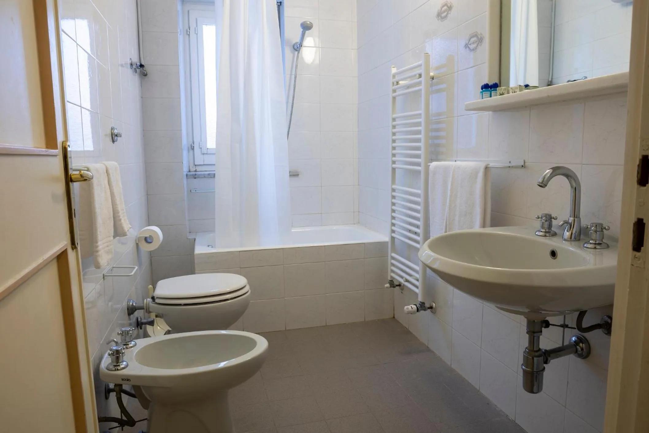 Shower in Hotel Hermitage