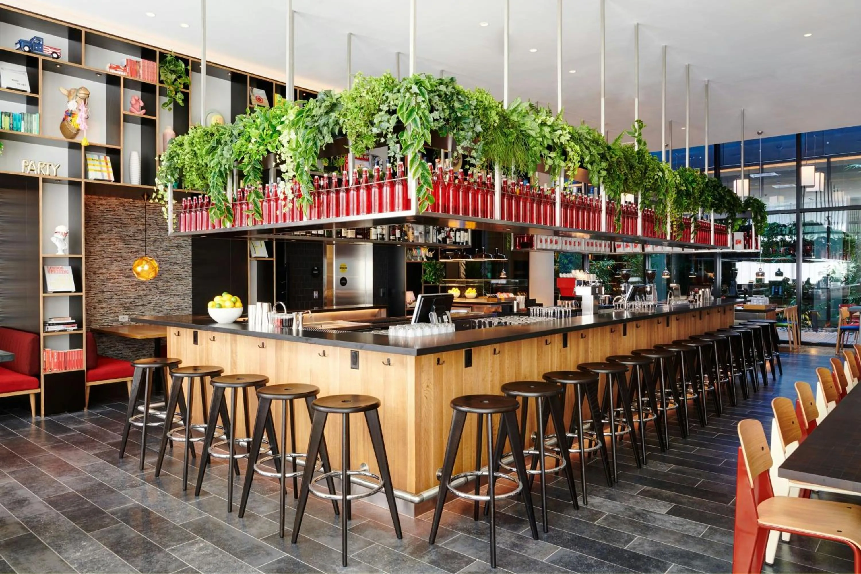 Restaurant/places to eat in citizenM Washington DC NoMa