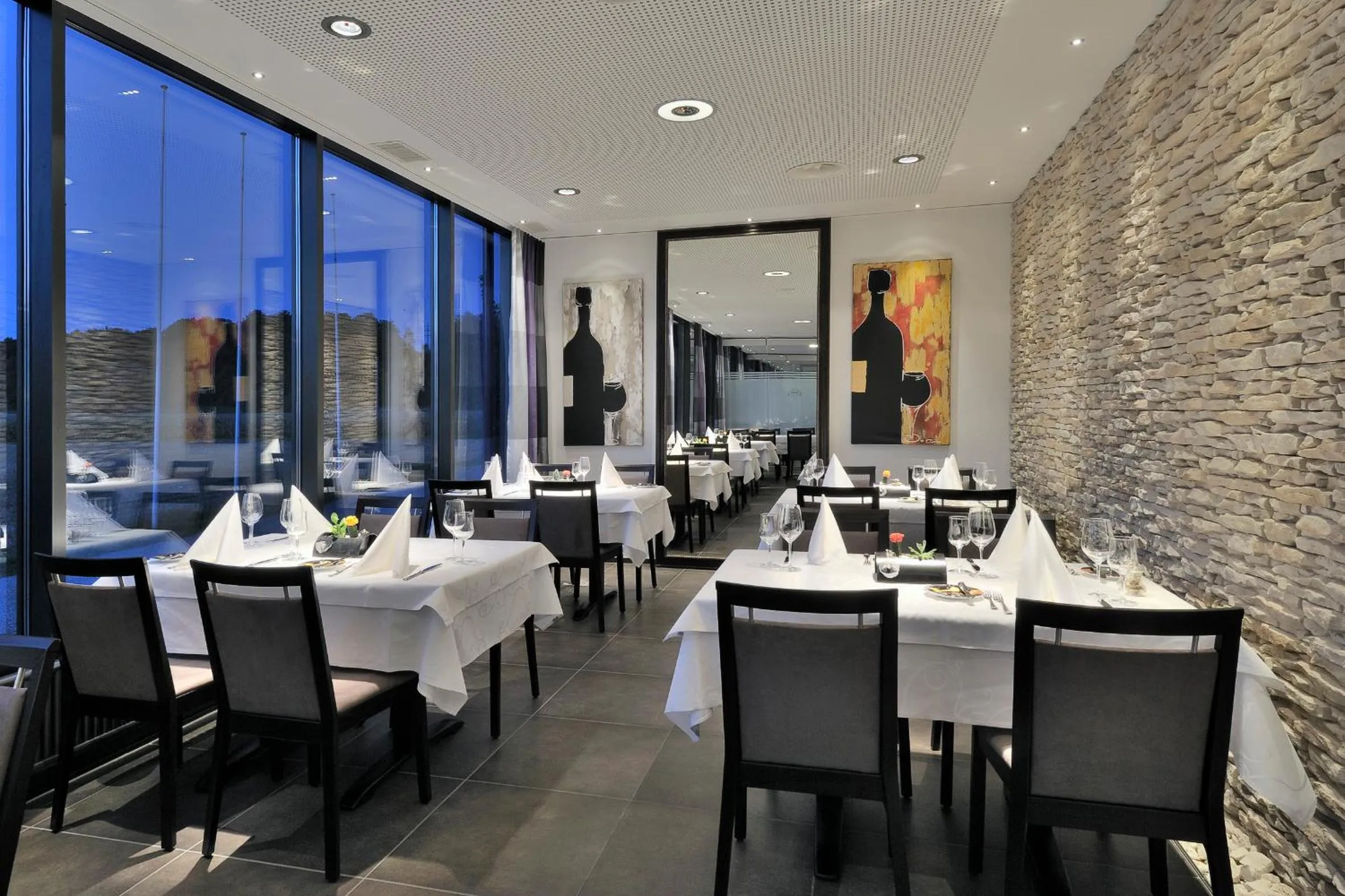 Restaurant/places to eat in Hotel Al Ponte
