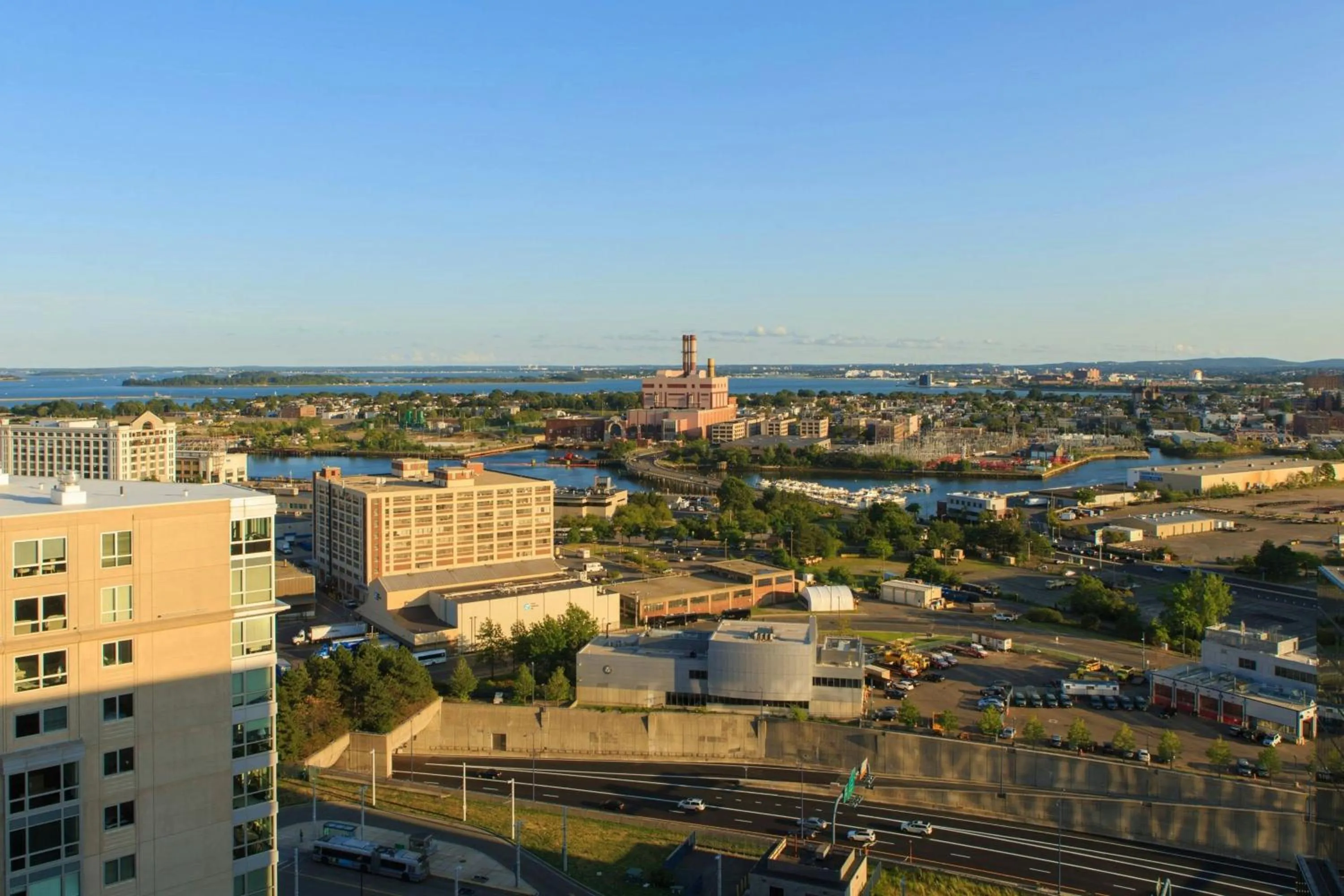 Photo of the whole room in Renaissance Boston Seaport District