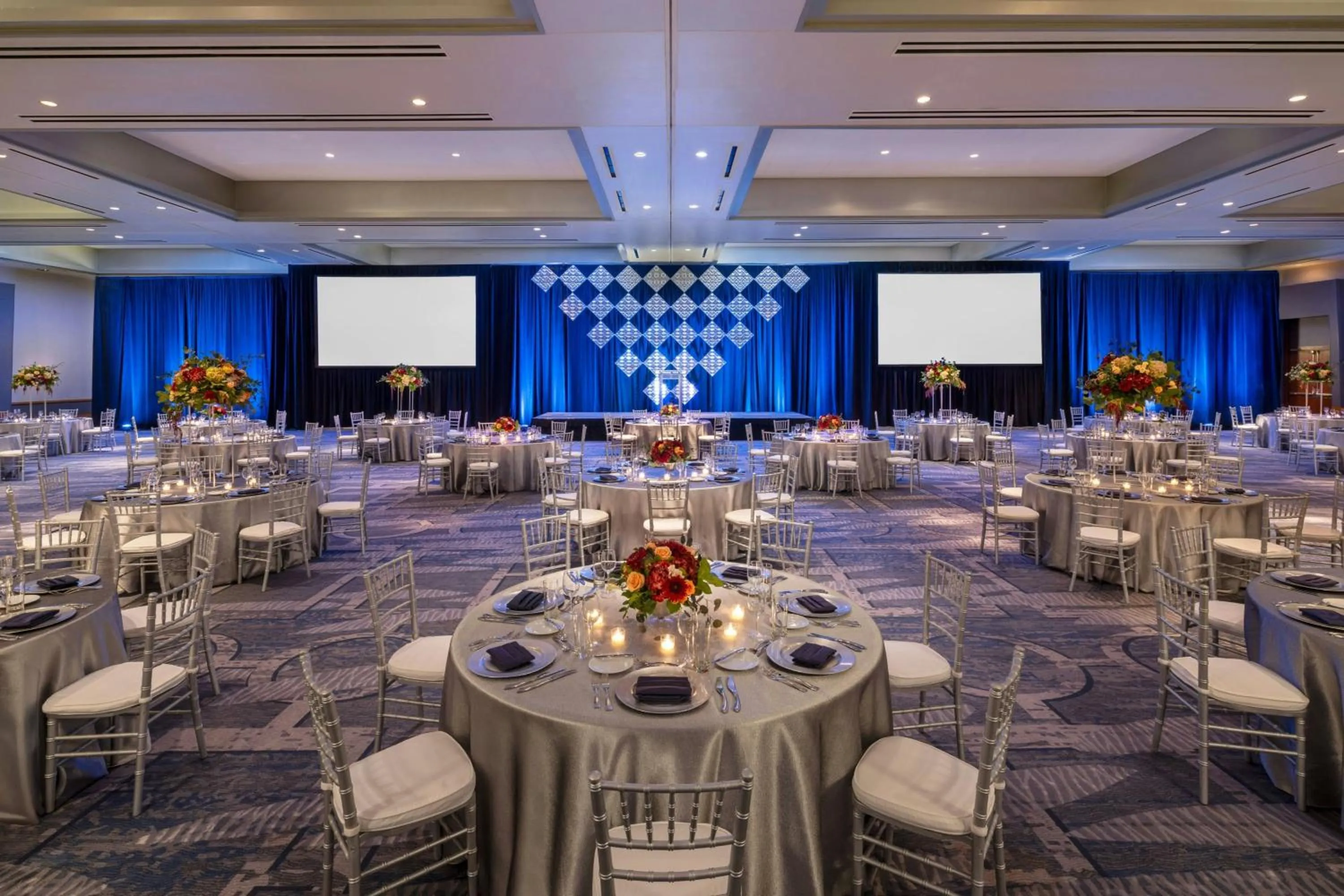 Meeting/conference room in Renaissance Boston Seaport District