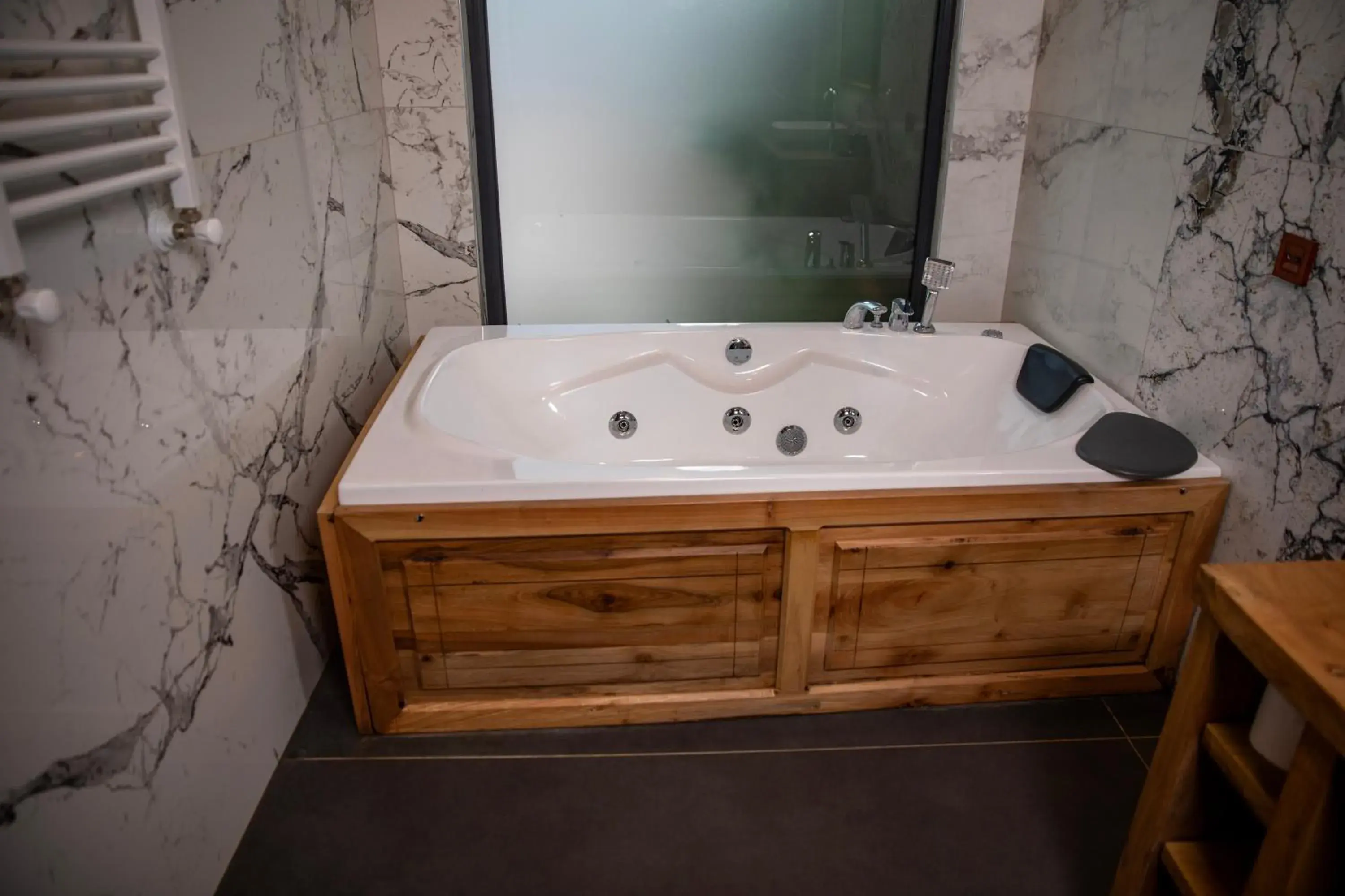 Presidential Suite - single occupancy in The Canyon Kartepe and Restoran Presidential Suite - single occupancy in The Canyon Kartepe and Restoran