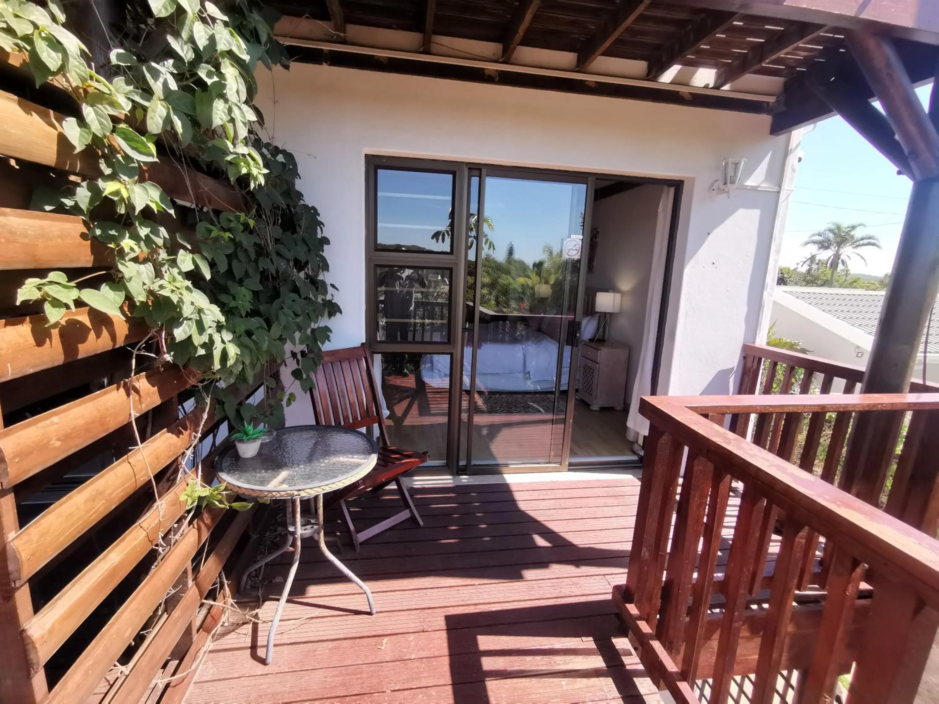 Balcony/Terrace in THE THATCH HIDE