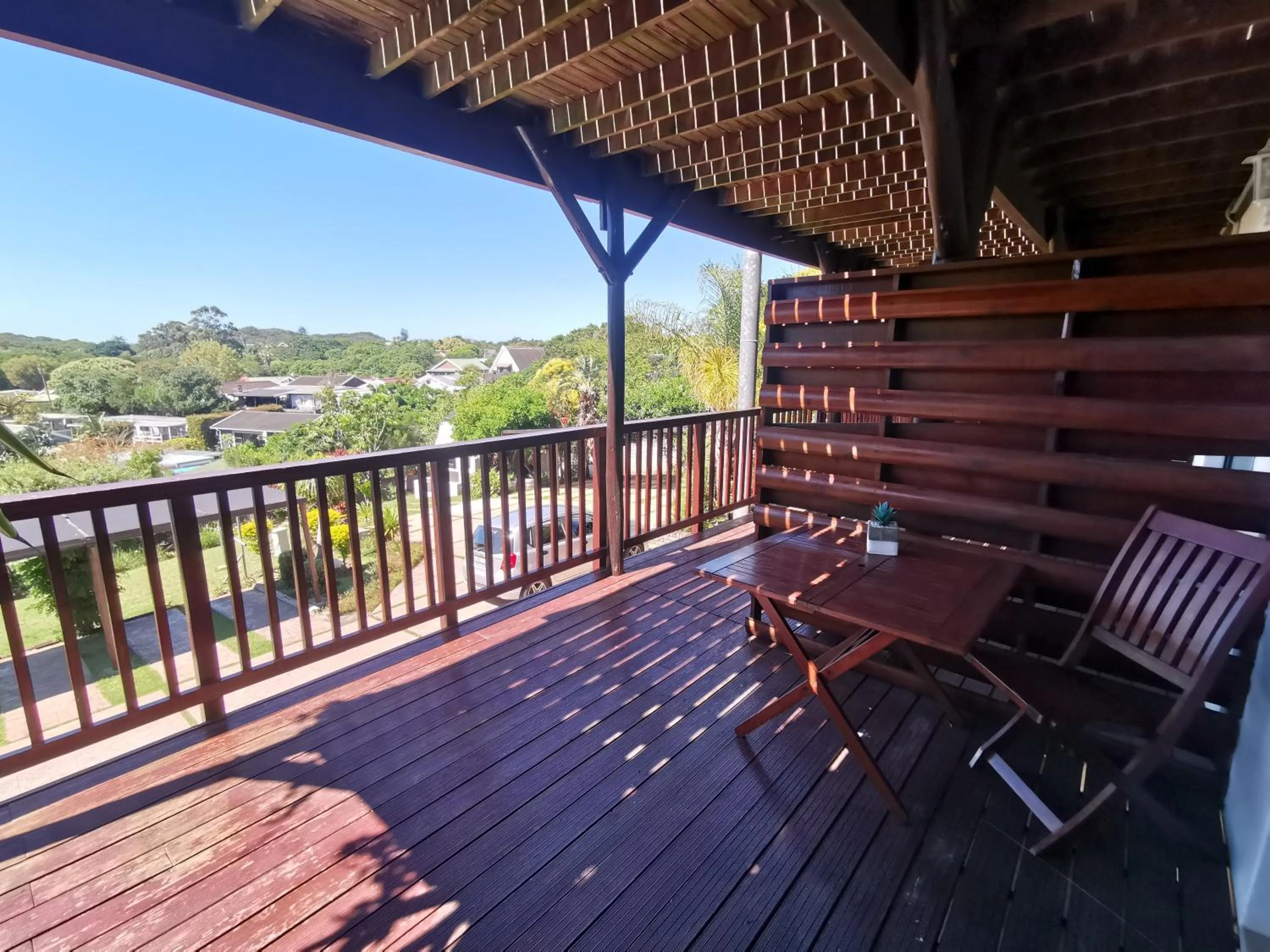 Balcony/Terrace in THE THATCH HIDE