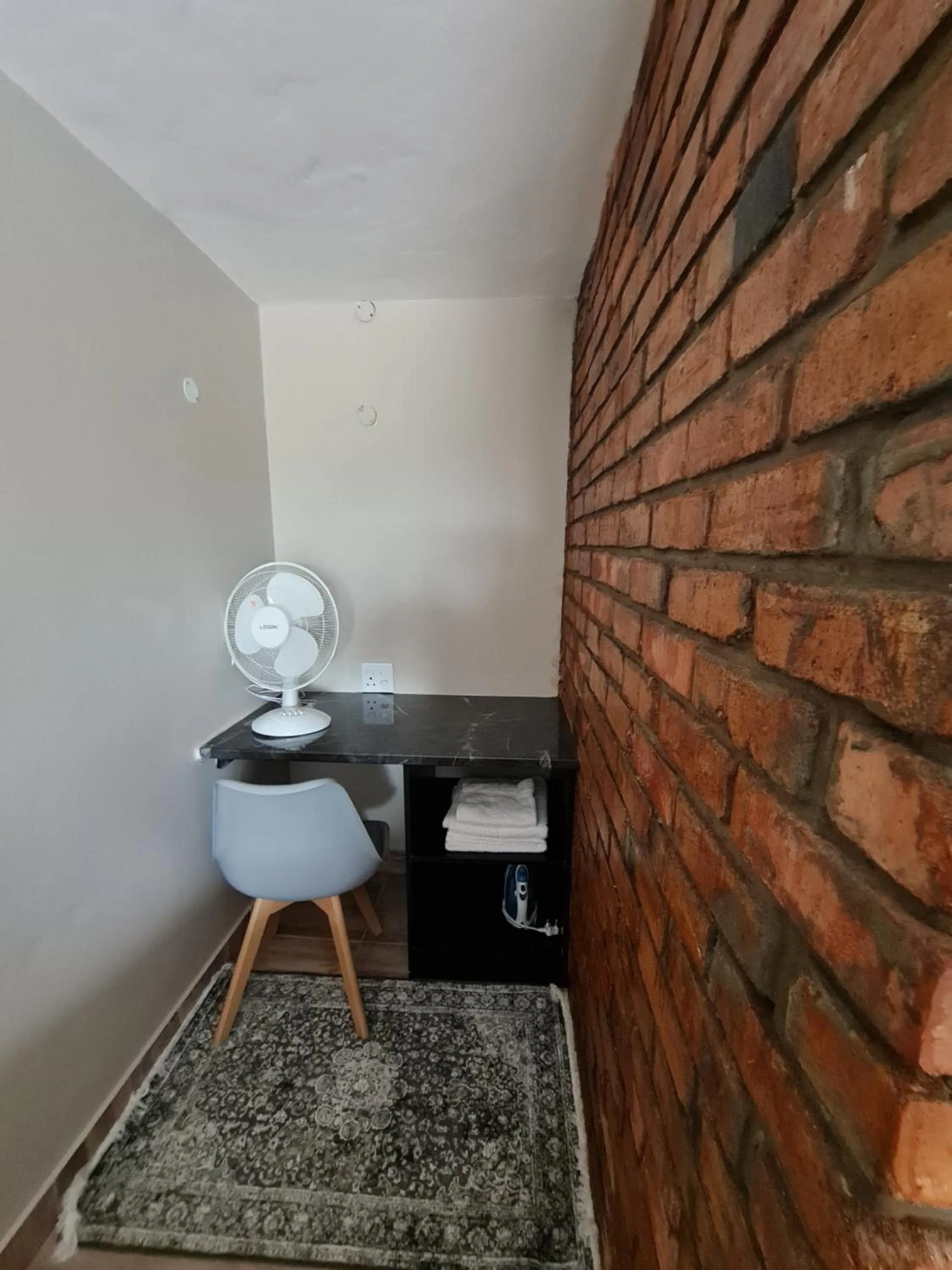 Seating area in THE THATCH HIDE