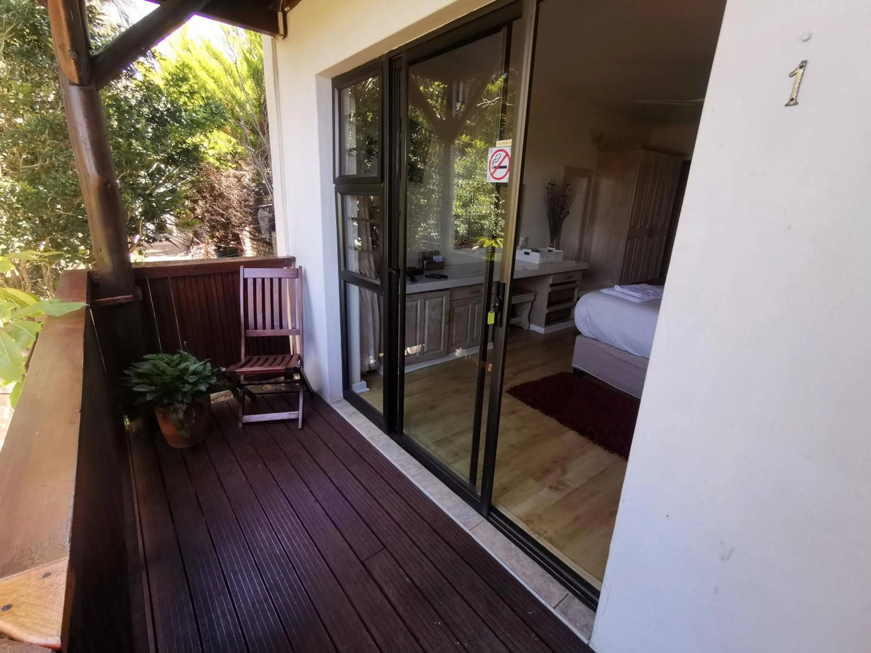 Balcony/Terrace in THE THATCH HIDE