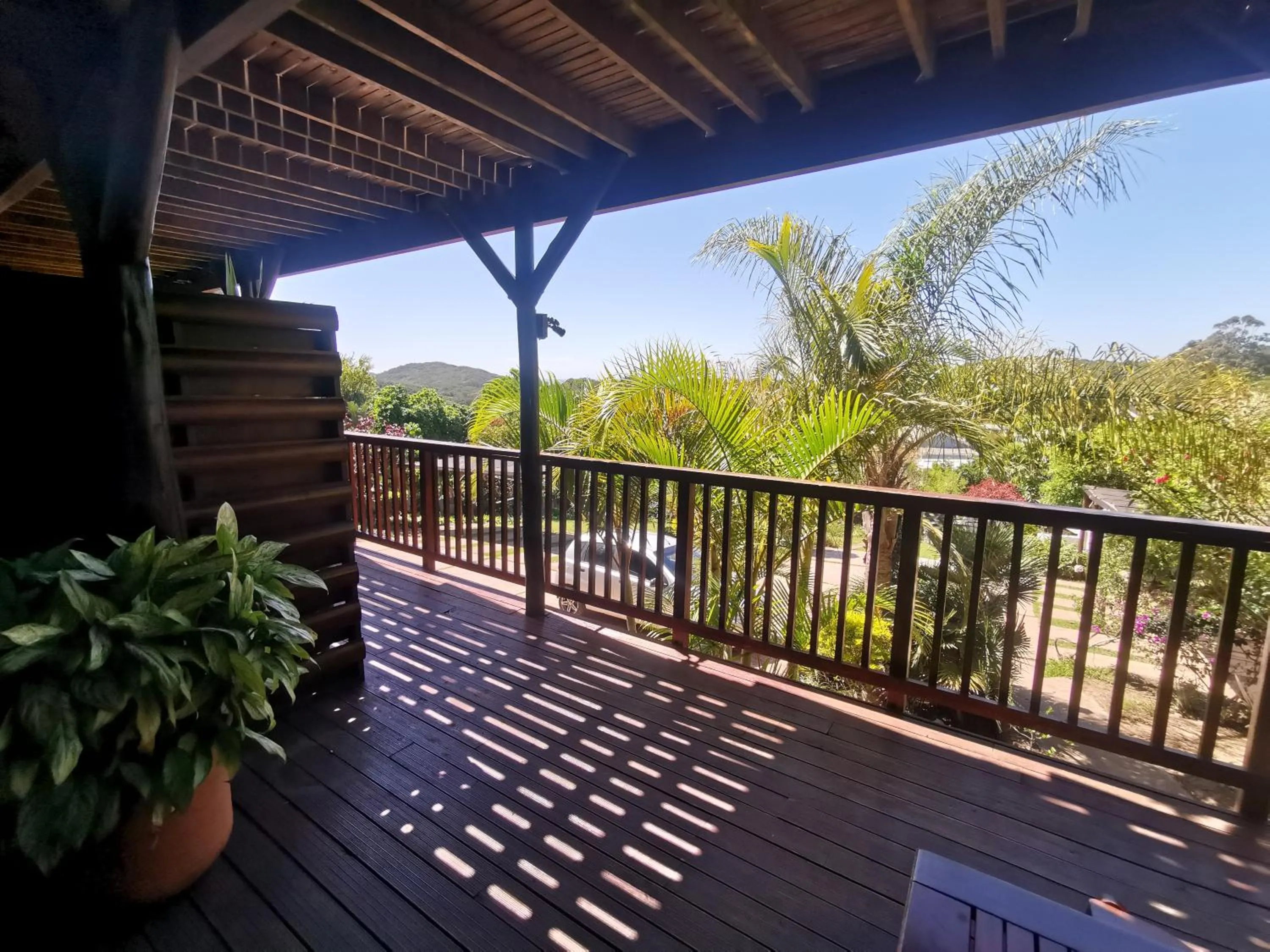 Balcony/Terrace in THE THATCH HIDE