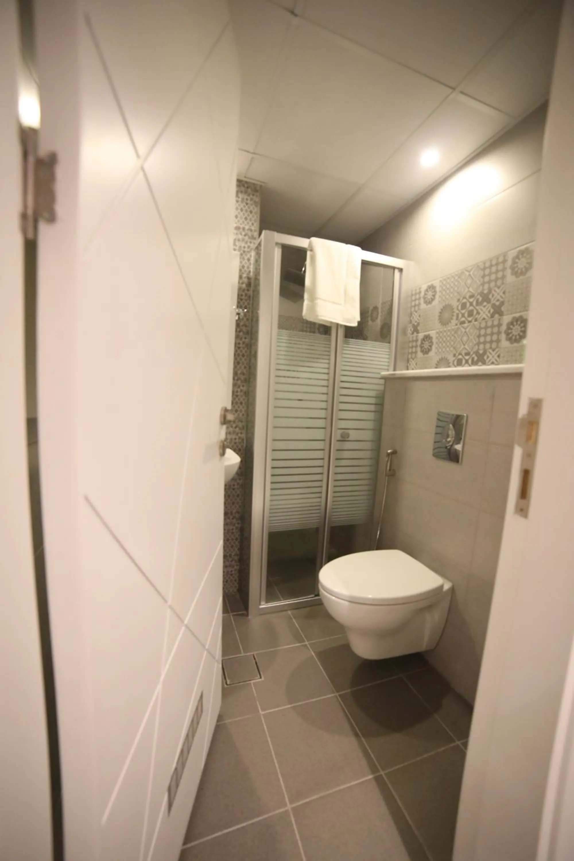 Bathroom in فندق صحارى الخليج Sahara Gulf Hotel Apartments