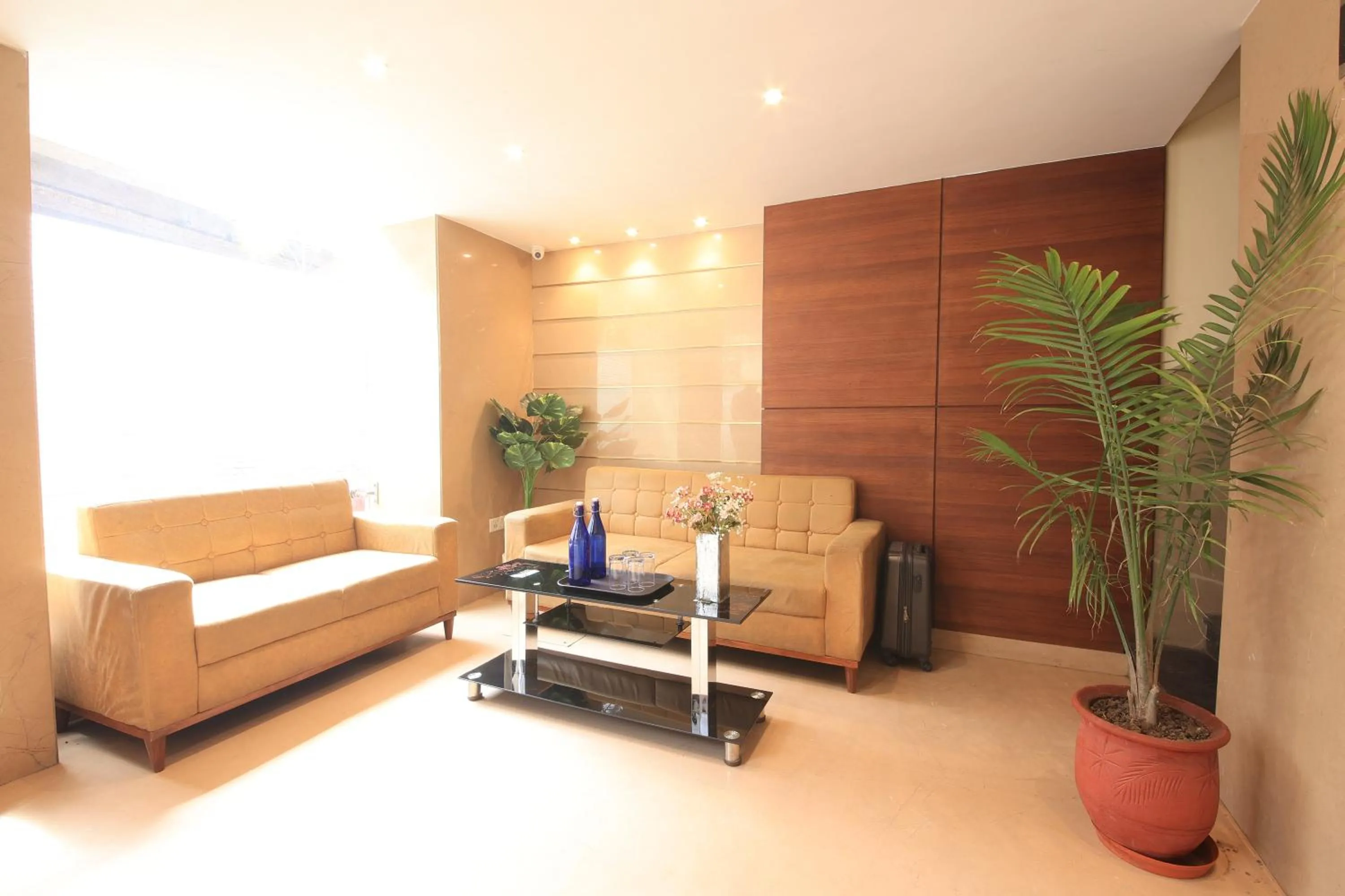 Lobby or reception in Sagar Hotel JUST 5 MIN FROM GOLDEN TEMPLE