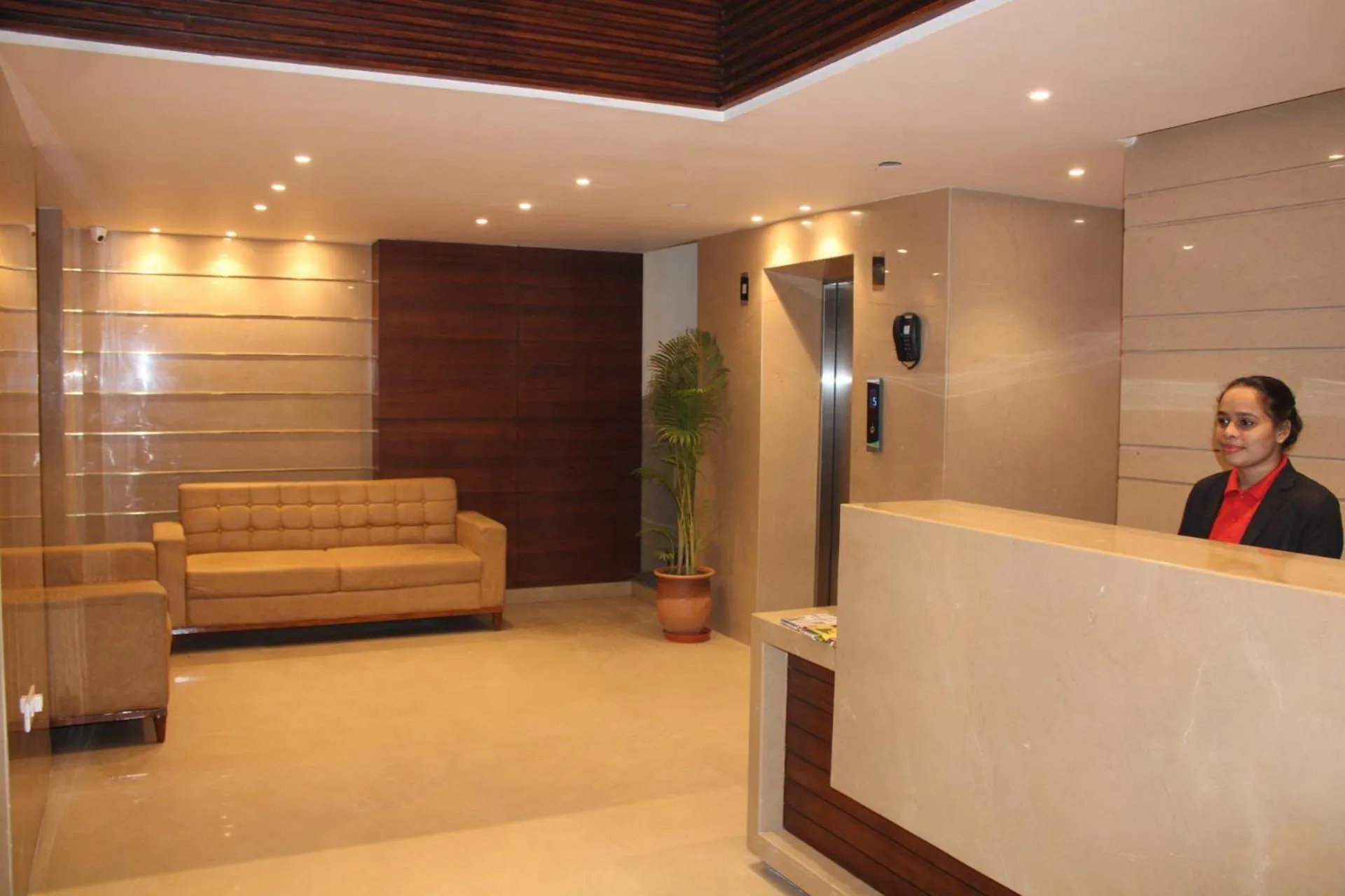 Lobby or reception in Sagar Hotel JUST 5 MIN FROM GOLDEN TEMPLE