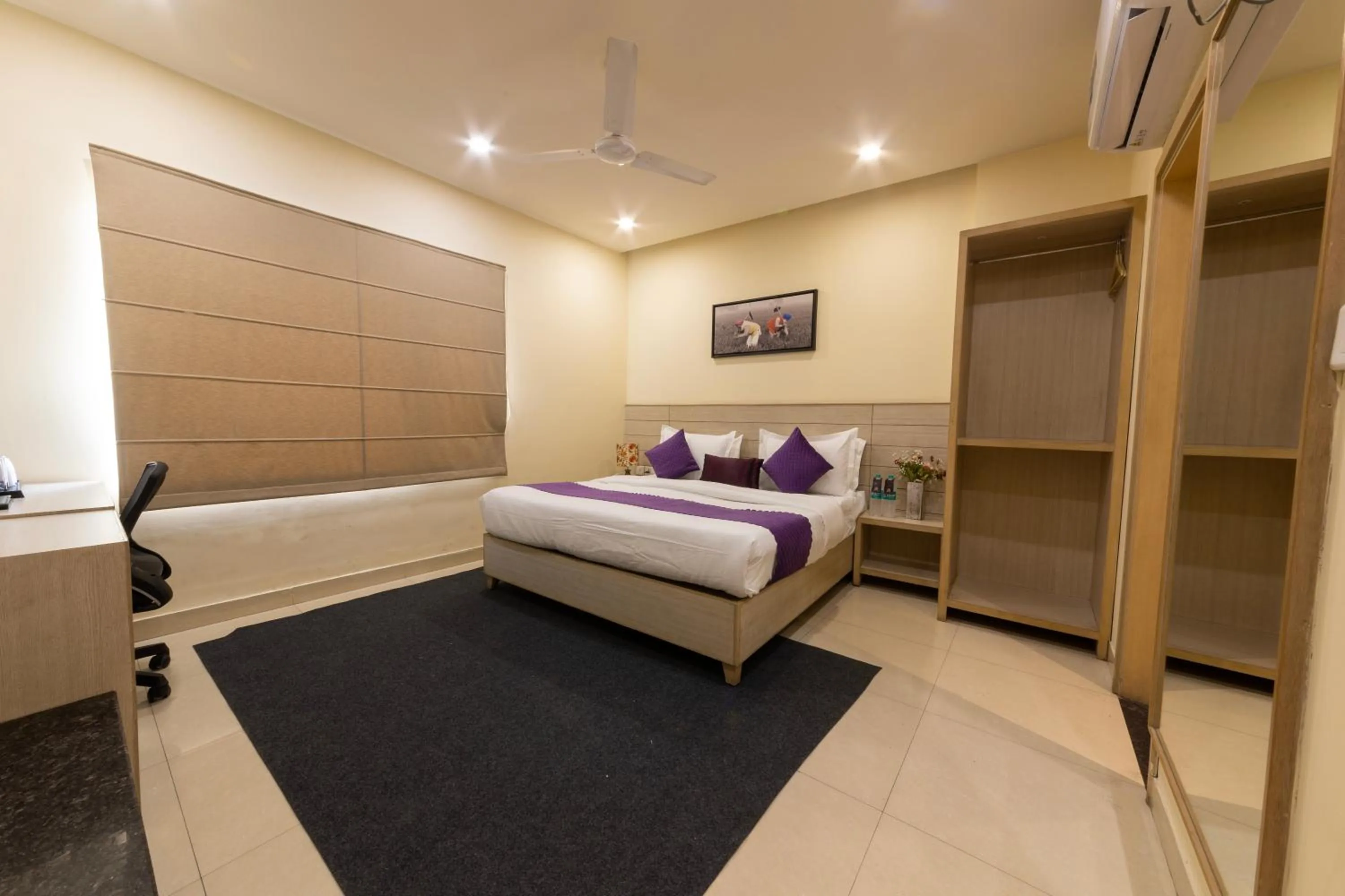 Photo of the whole room, Bed in Sagar Hotel JUST 5 MIN FROM GOLDEN TEMPLE