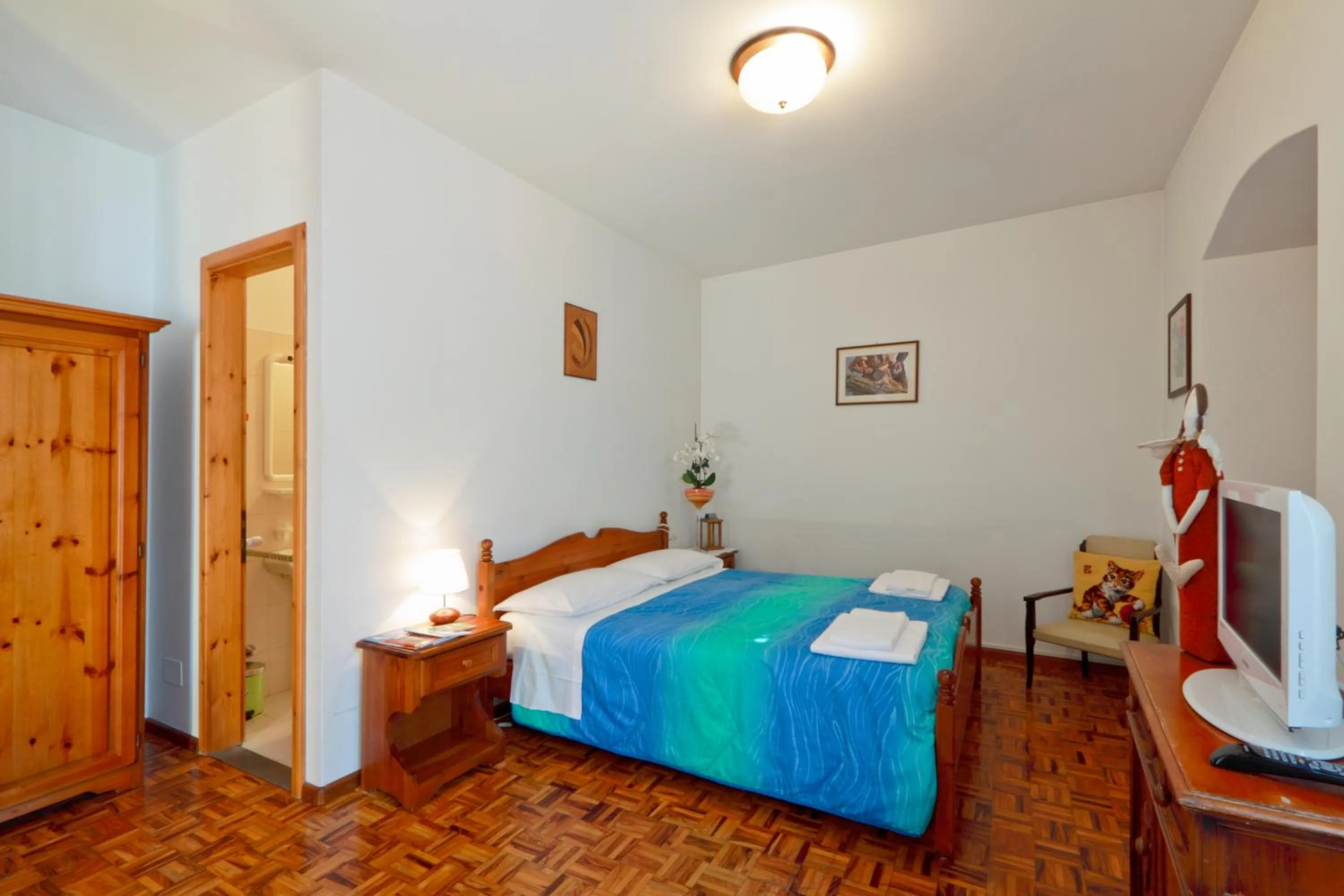 Bed in Albergo Alle Alpi