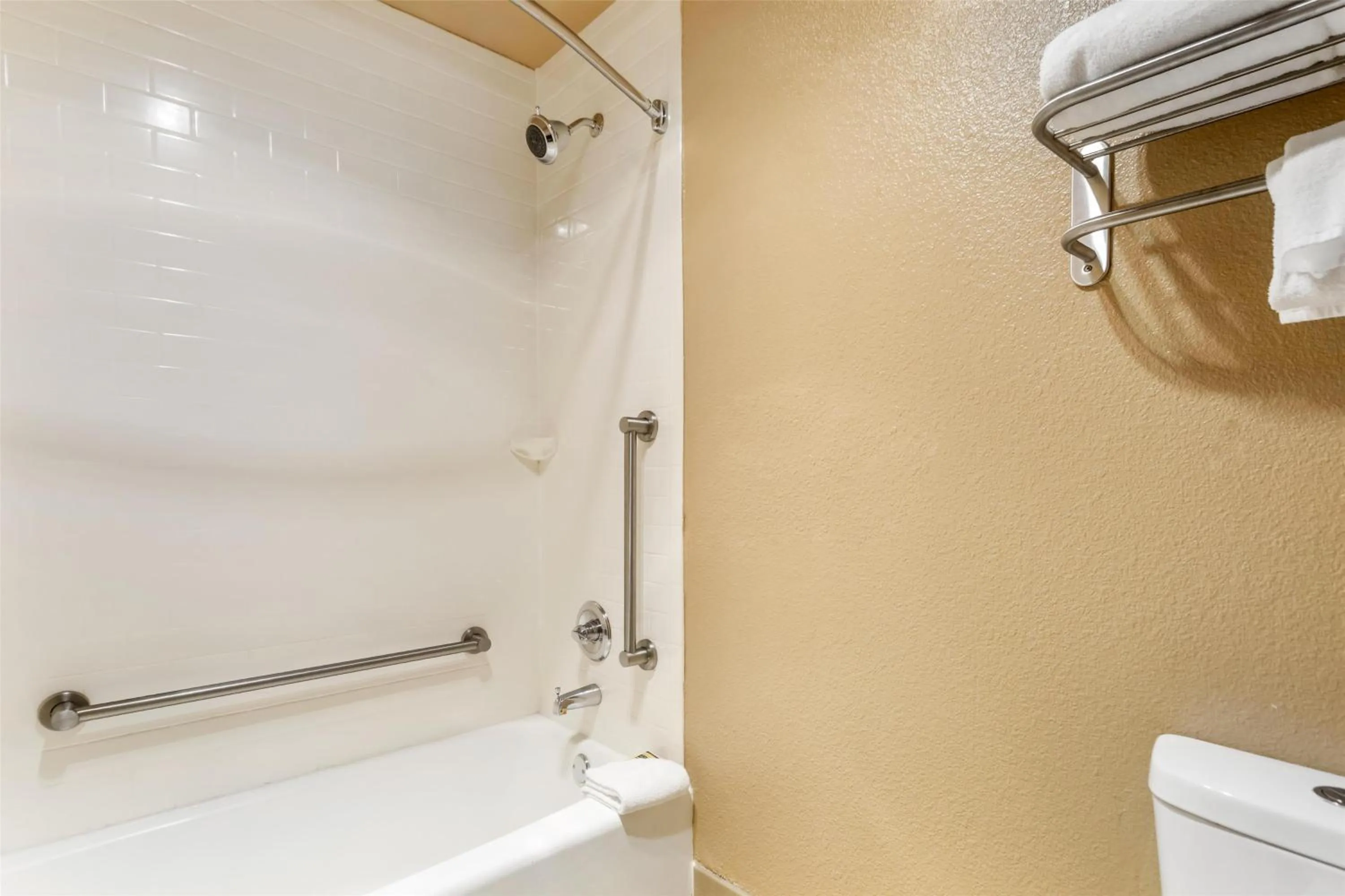 Bathroom in Best Western Plus Garden Court Inn