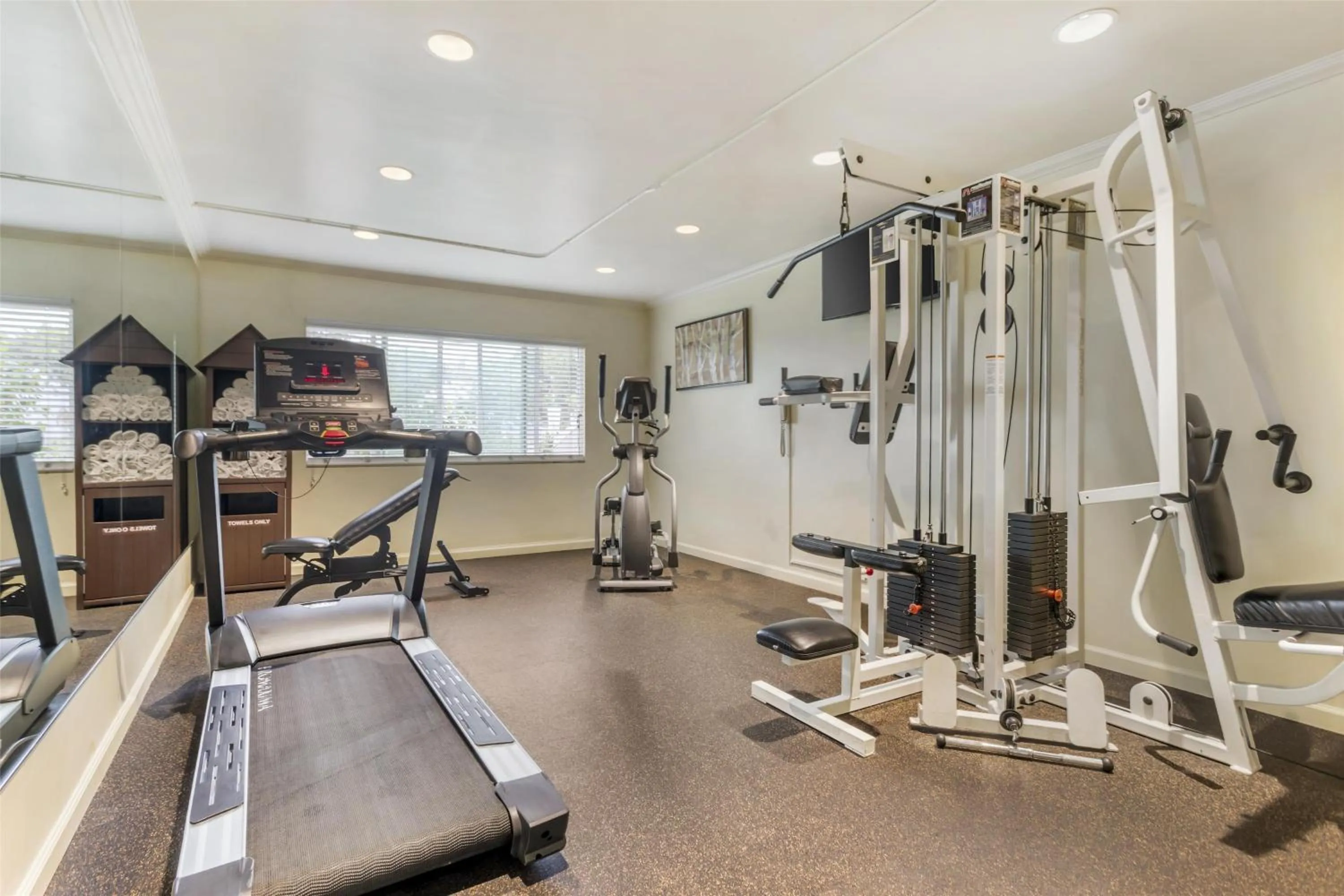 Fitness centre/facilities in Best Western Plus Garden Court Inn